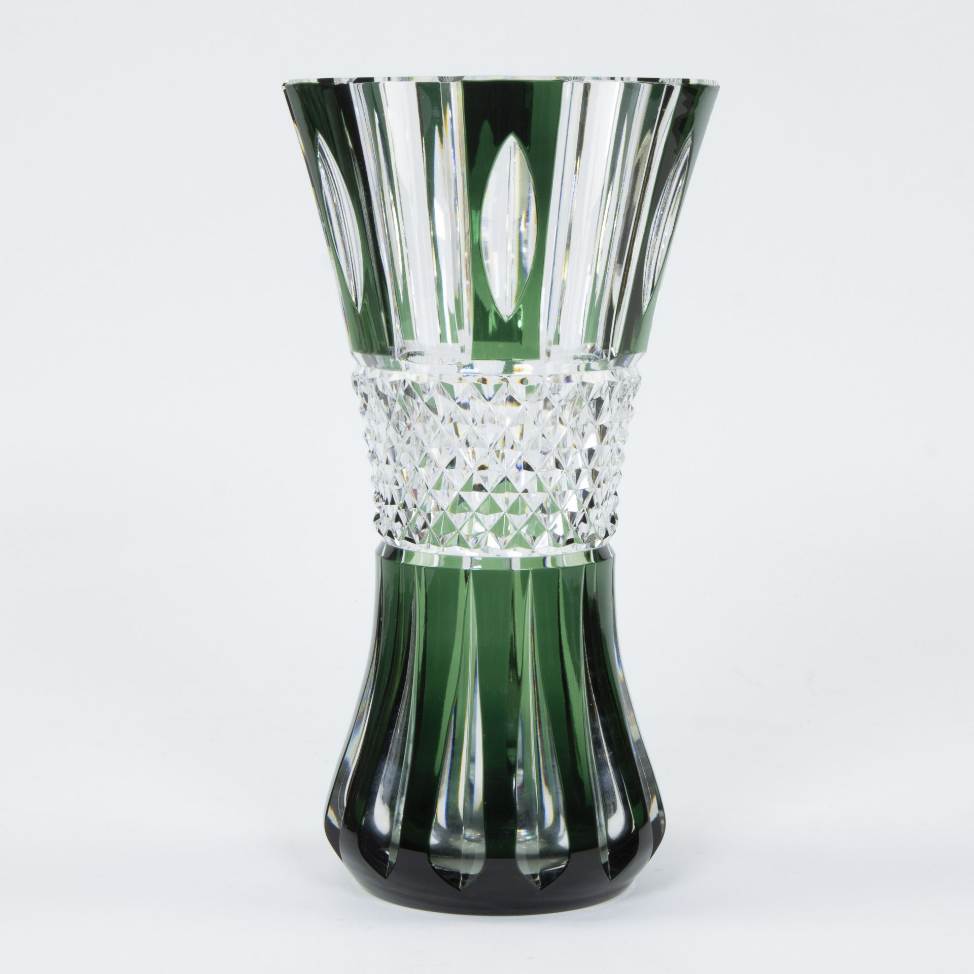 Val Saint Lambert green and clear cut crystal vase, signed VSL PU (pièce unique) - Bild 3 aus 6