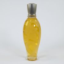 Grote parfumfles (Eau De Toilettes) Balahé van Léonard