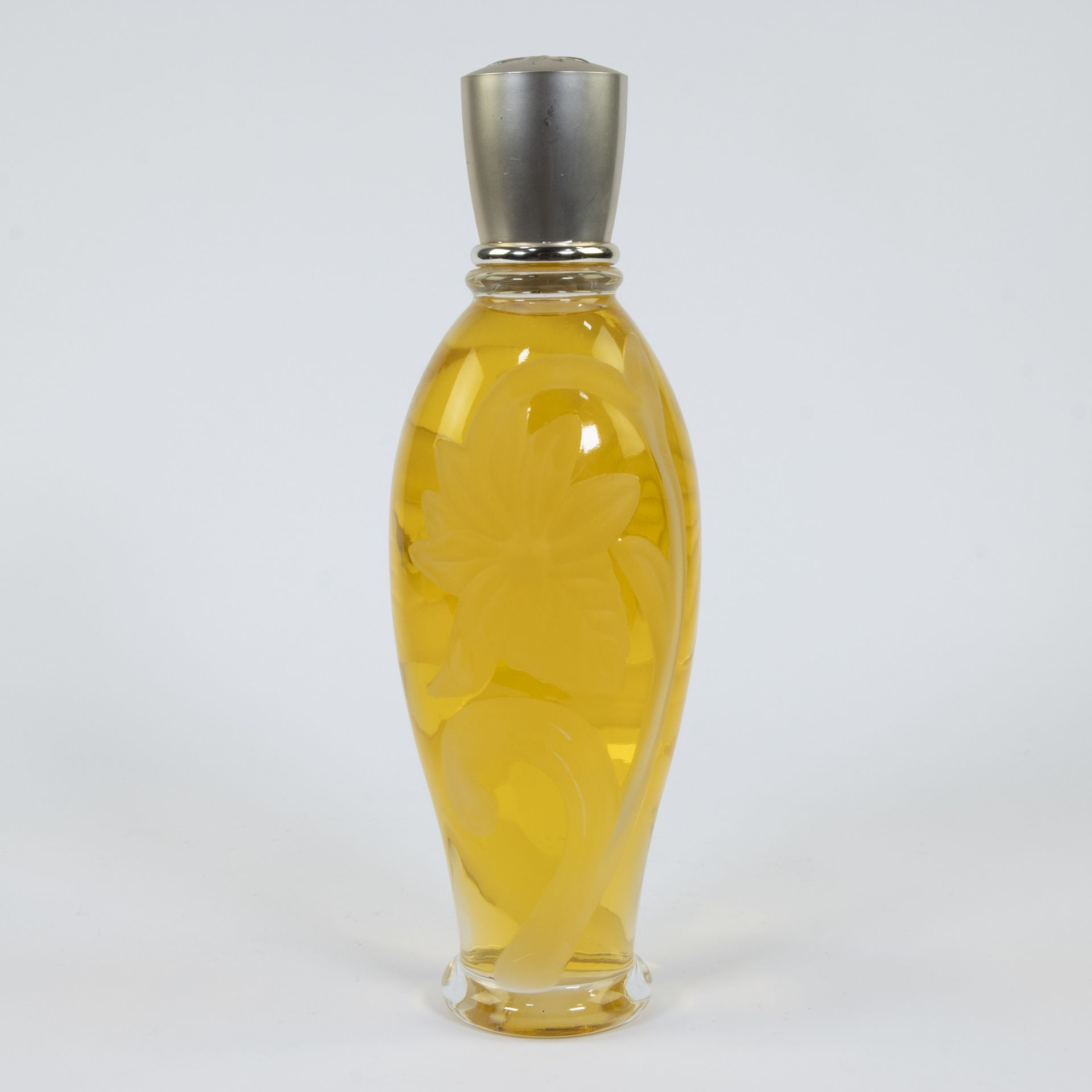 Grote parfumfles (Eau De Toilettes) Balahé van Léonard