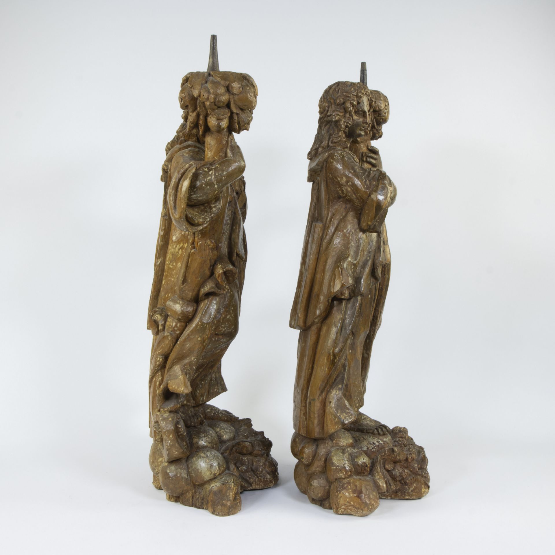 Pair of angels with candle holders traces of original polychromy, circa 1700 - Image 4 of 4