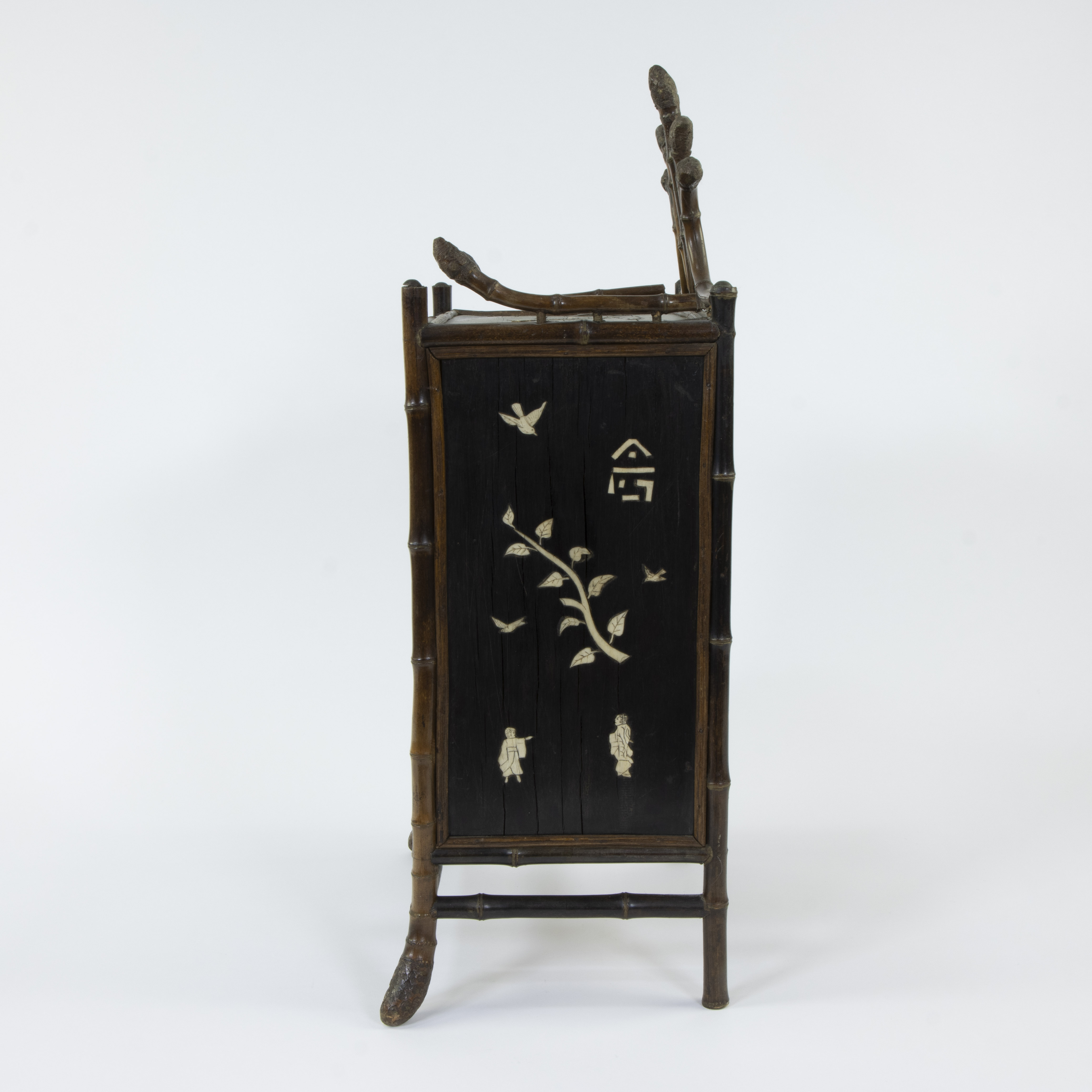 Asian bamboo cabinet with inlaid work of leaves, birds and figures in bone - Image 3 of 6