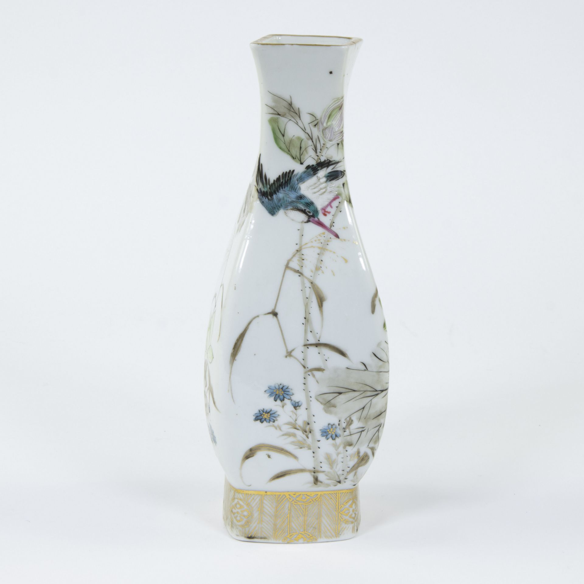 Japanese vase with floral decoration, Meiji Arita, marked - Image 5 of 6