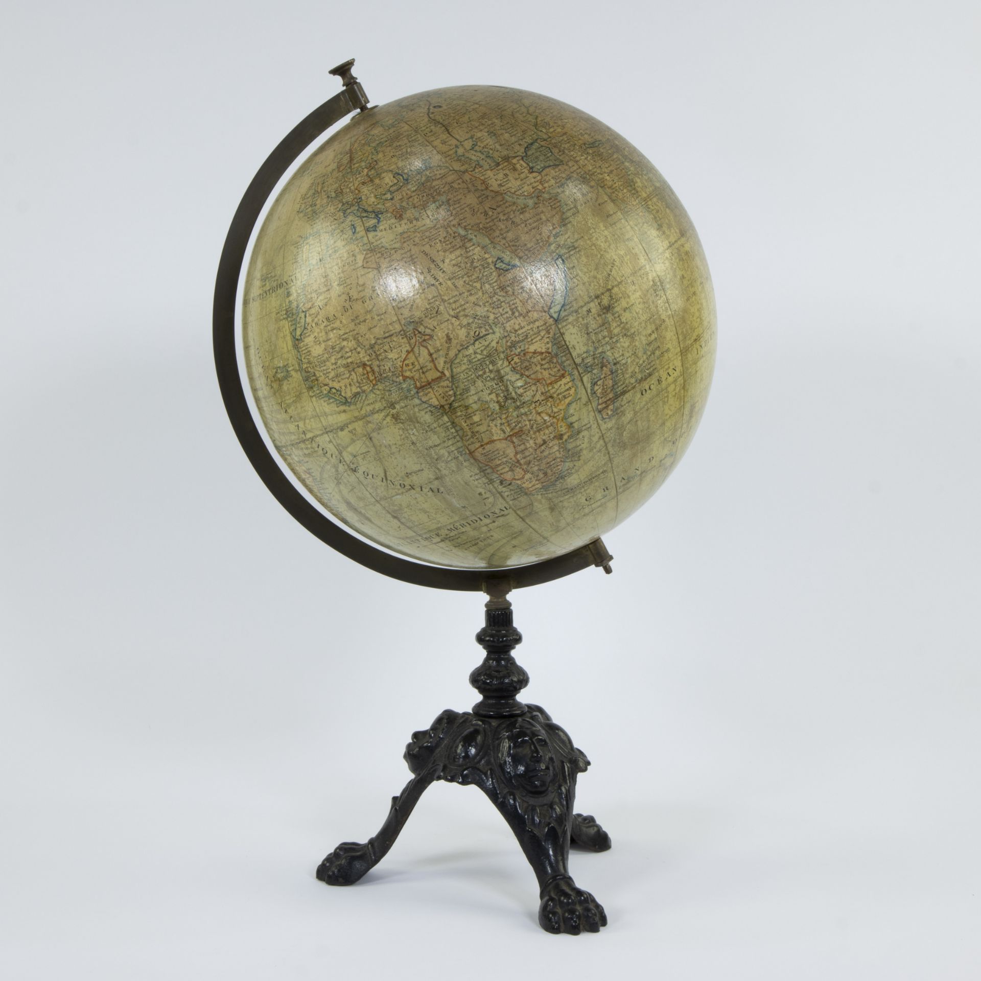 Globe on cast iron base marked Globe Terrestre J. Lebègue & Cie Paris, circa 1890 - Image 3 of 5