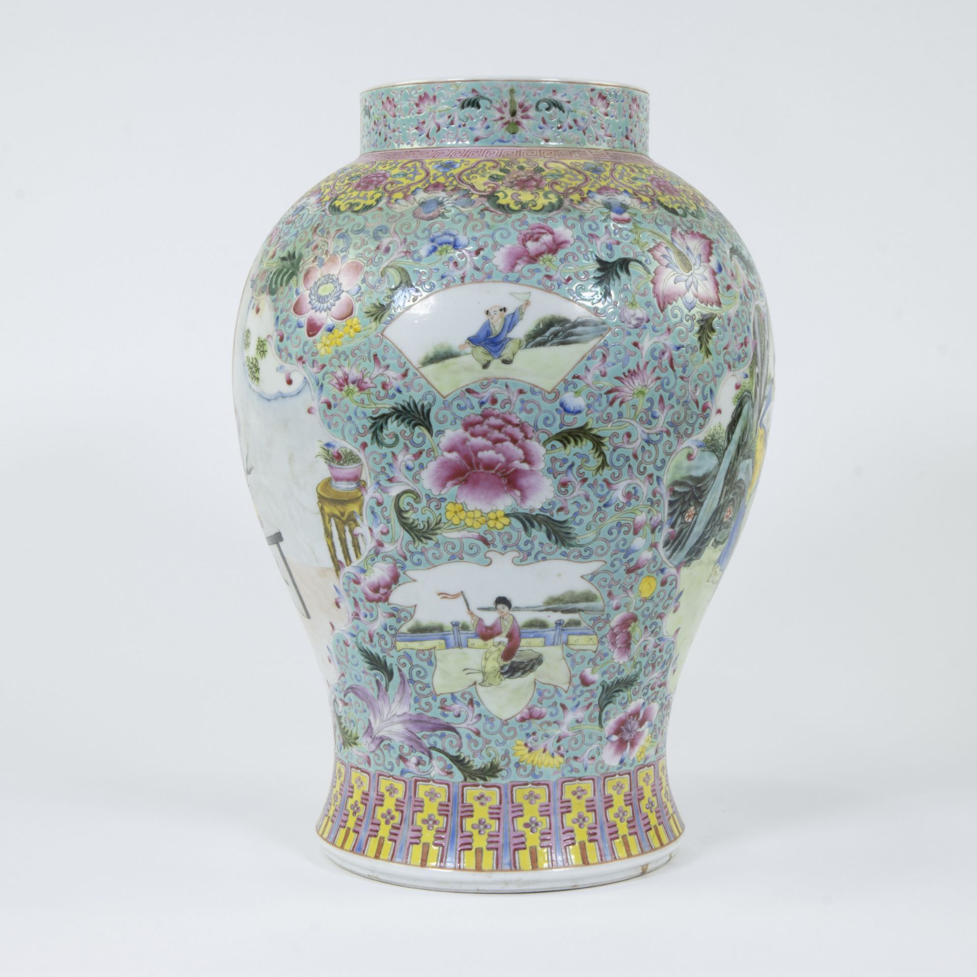 Chinese famille rose vase, 19th century - Image 4 of 15