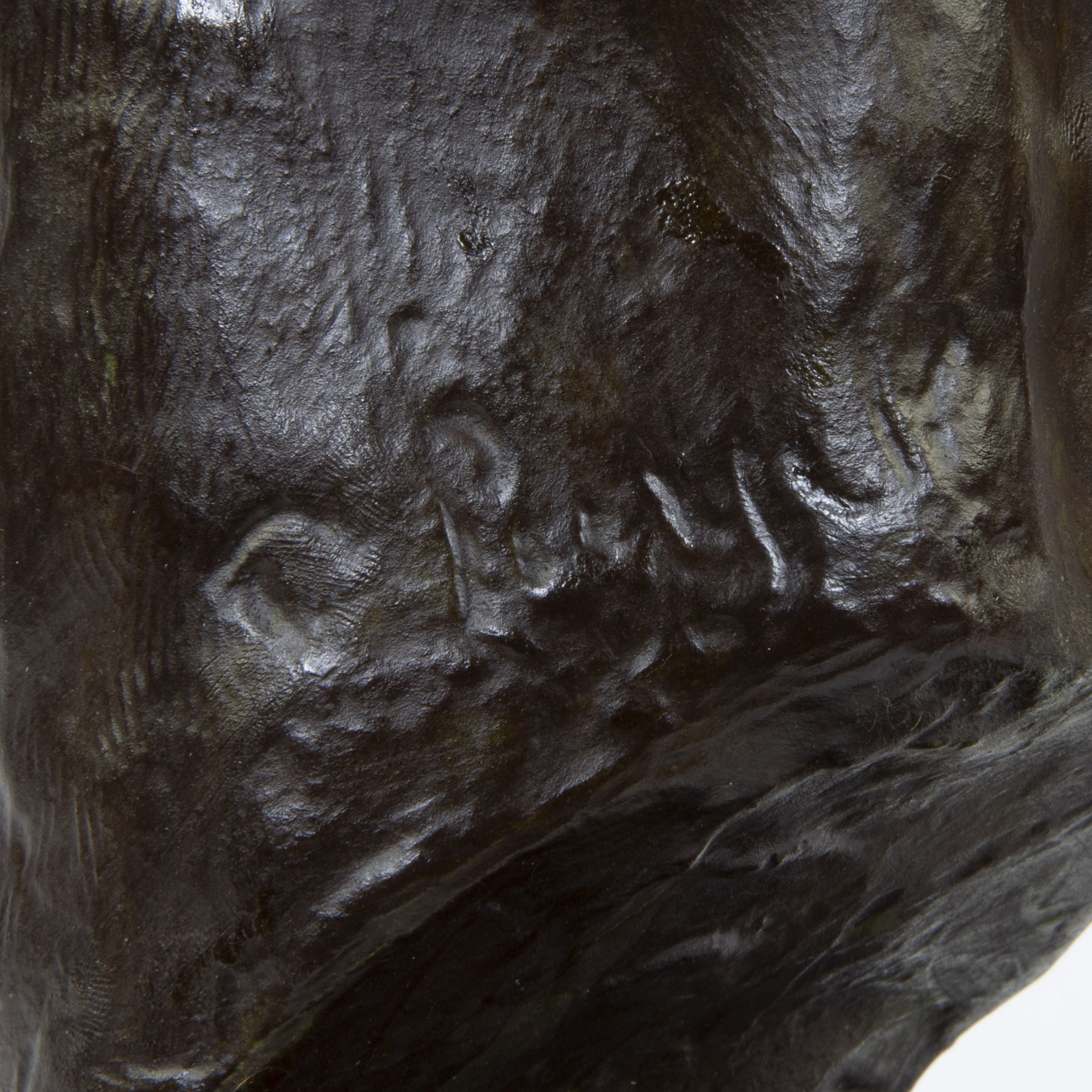 Anthony LUYCKX (1922-2017), dark brown patinated plaster bust of a man's head, signed - Bild 5 aus 5