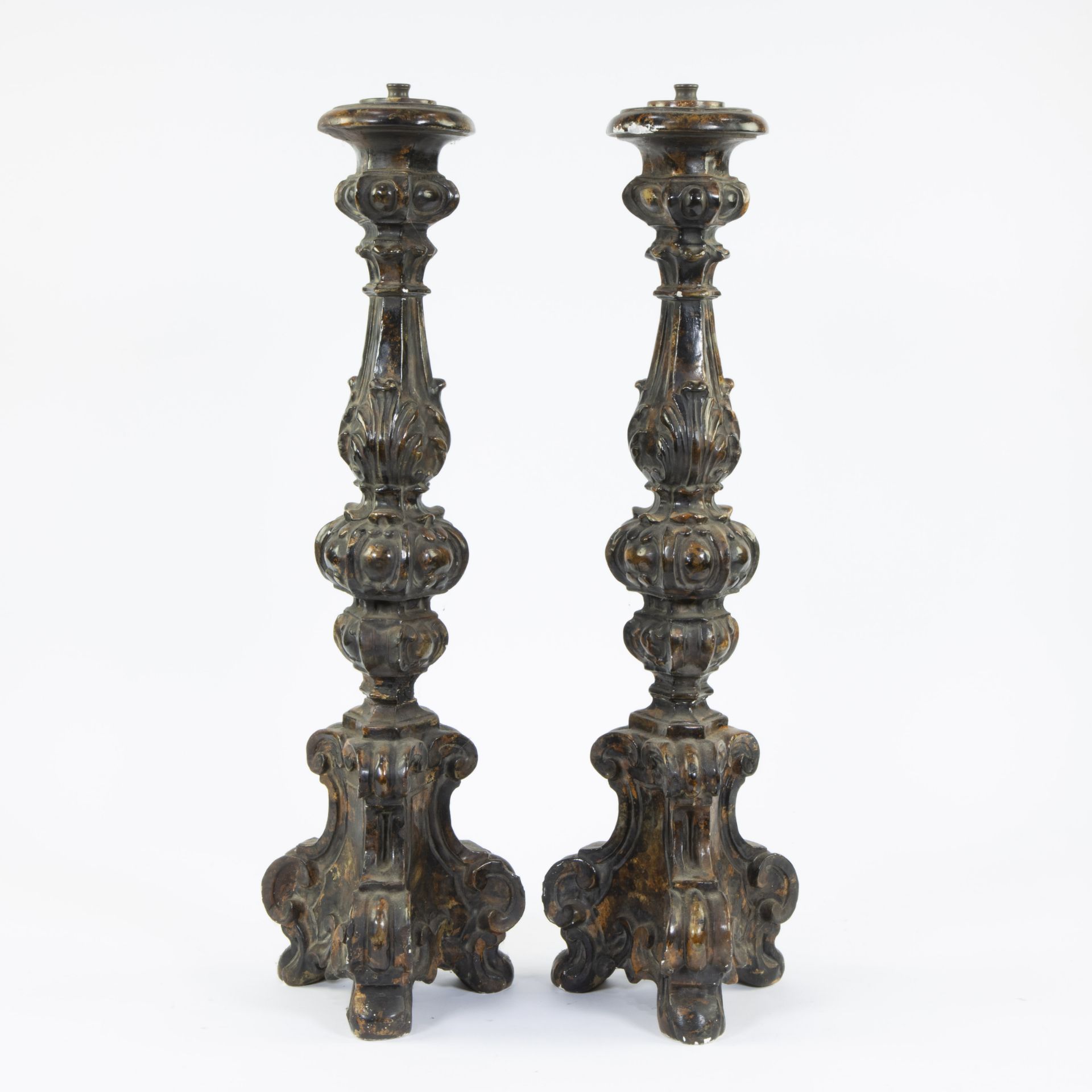 Wooden candlesticks 18th century with traces of polychromy converted to lampadaire - Image 2 of 4