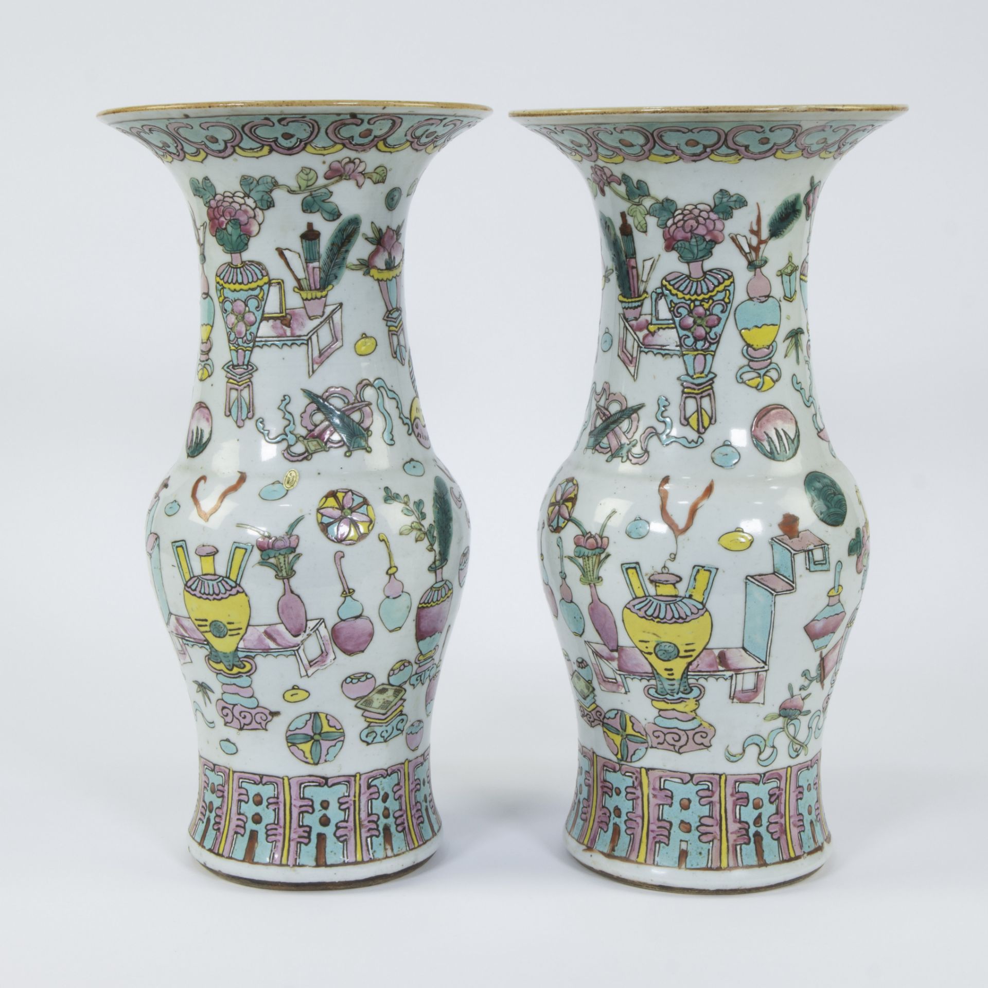 Pair of Chinese famille rose Yenyen vases with decoration of valuables, 19th century - Image 3 of 6