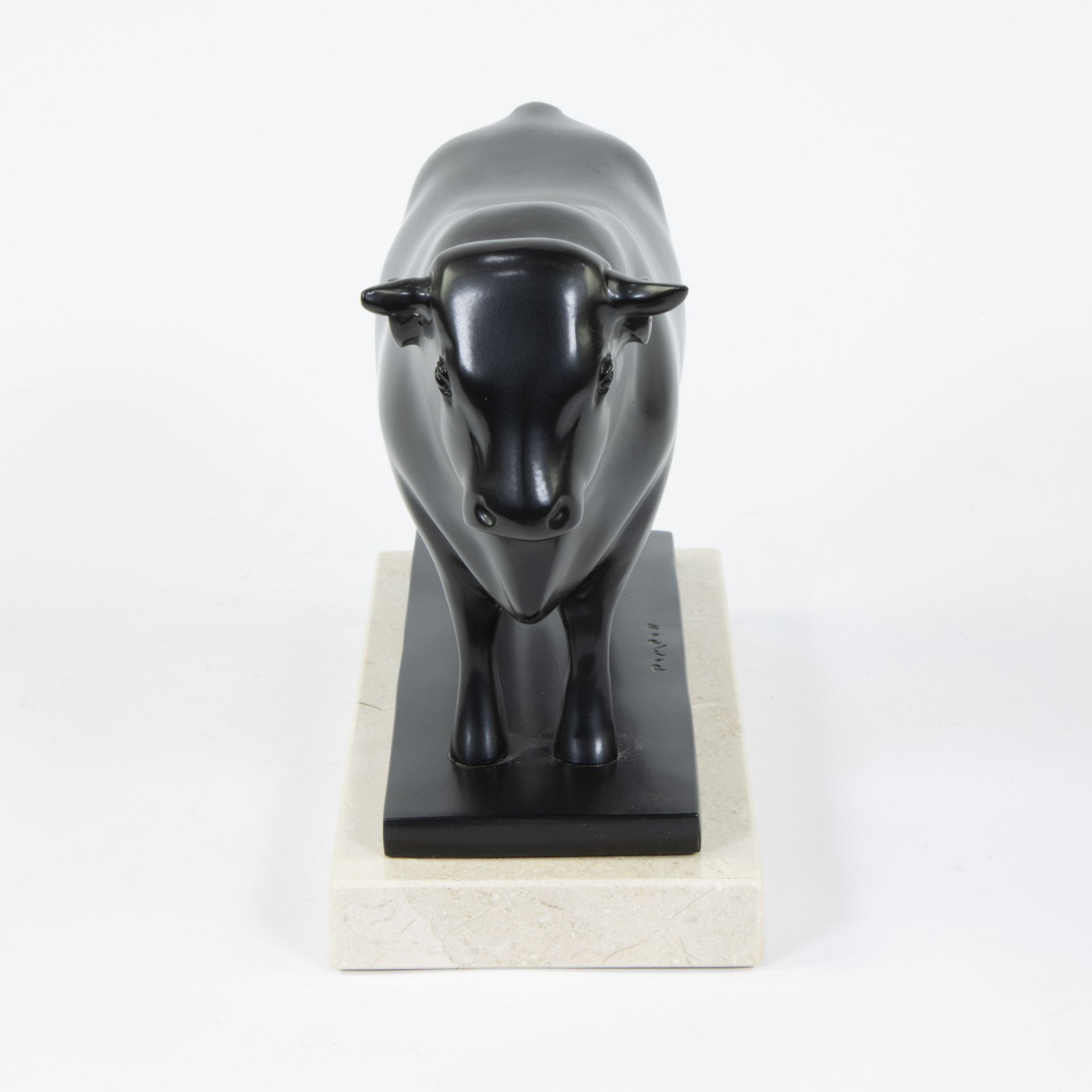 François POMPON (1855-1933), sculpture in bronze cire perdue with black patina 'Taureau', signed Pom - Image 3 of 6