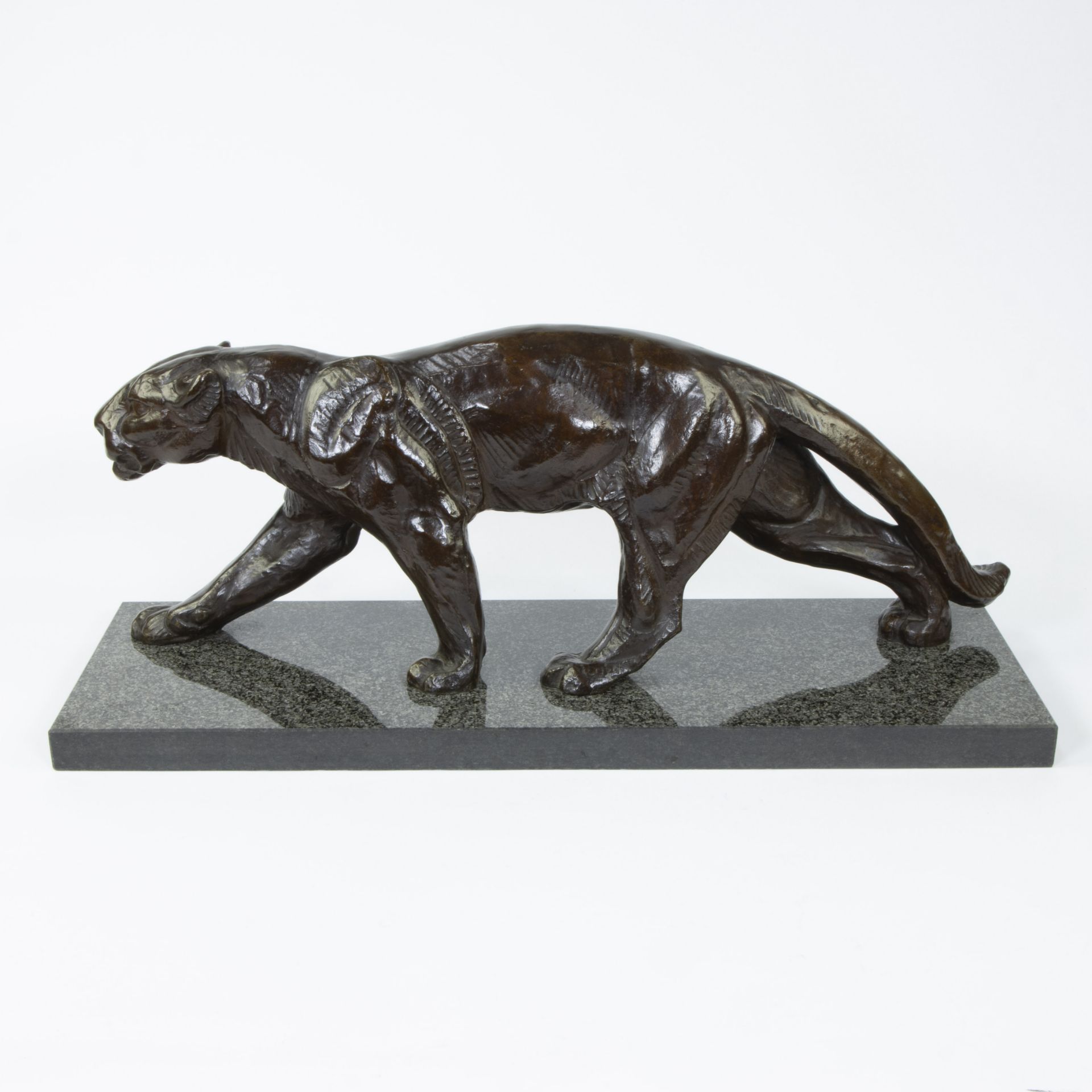 Bronze Art Deco panther on marble base, circa 1930s - Image 2 of 5