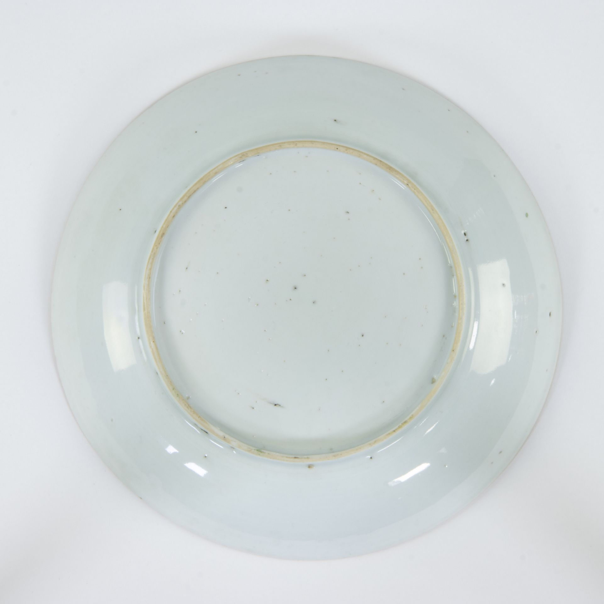 Chinese famille verte porcelain plate with peonies decoration, Kangxi 1680 - 1700 - Bild 2 aus 2