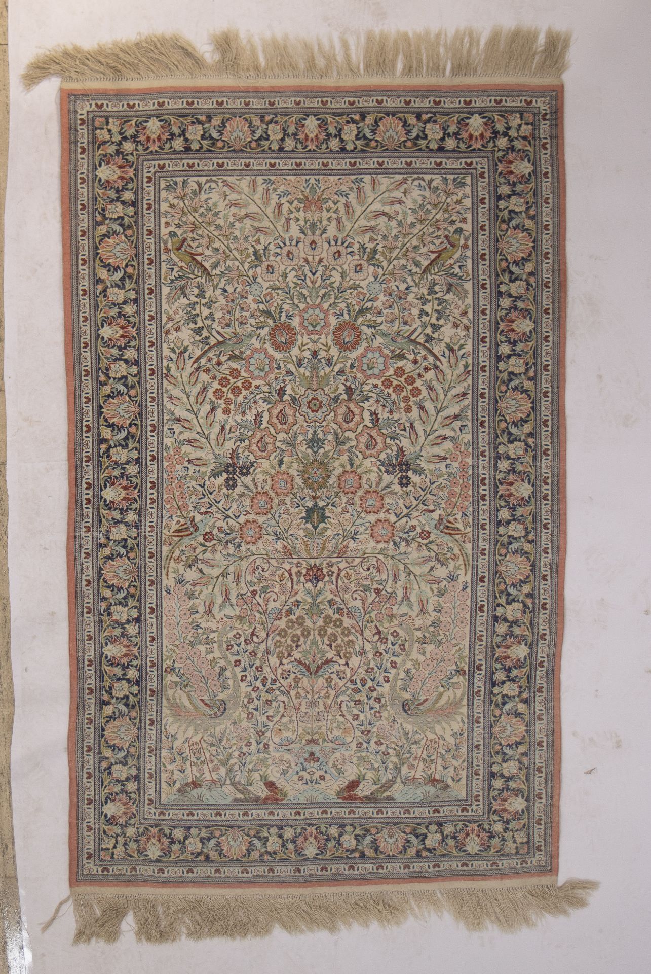 Oriental carpet - Image 2 of 2