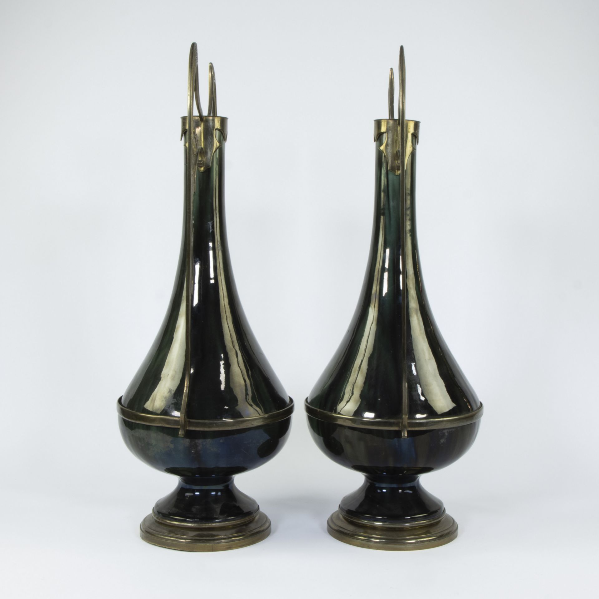 Couple Brussels Art Nouveau vase in ceramic with gilt brass, circa 1900 - Image 2 of 6