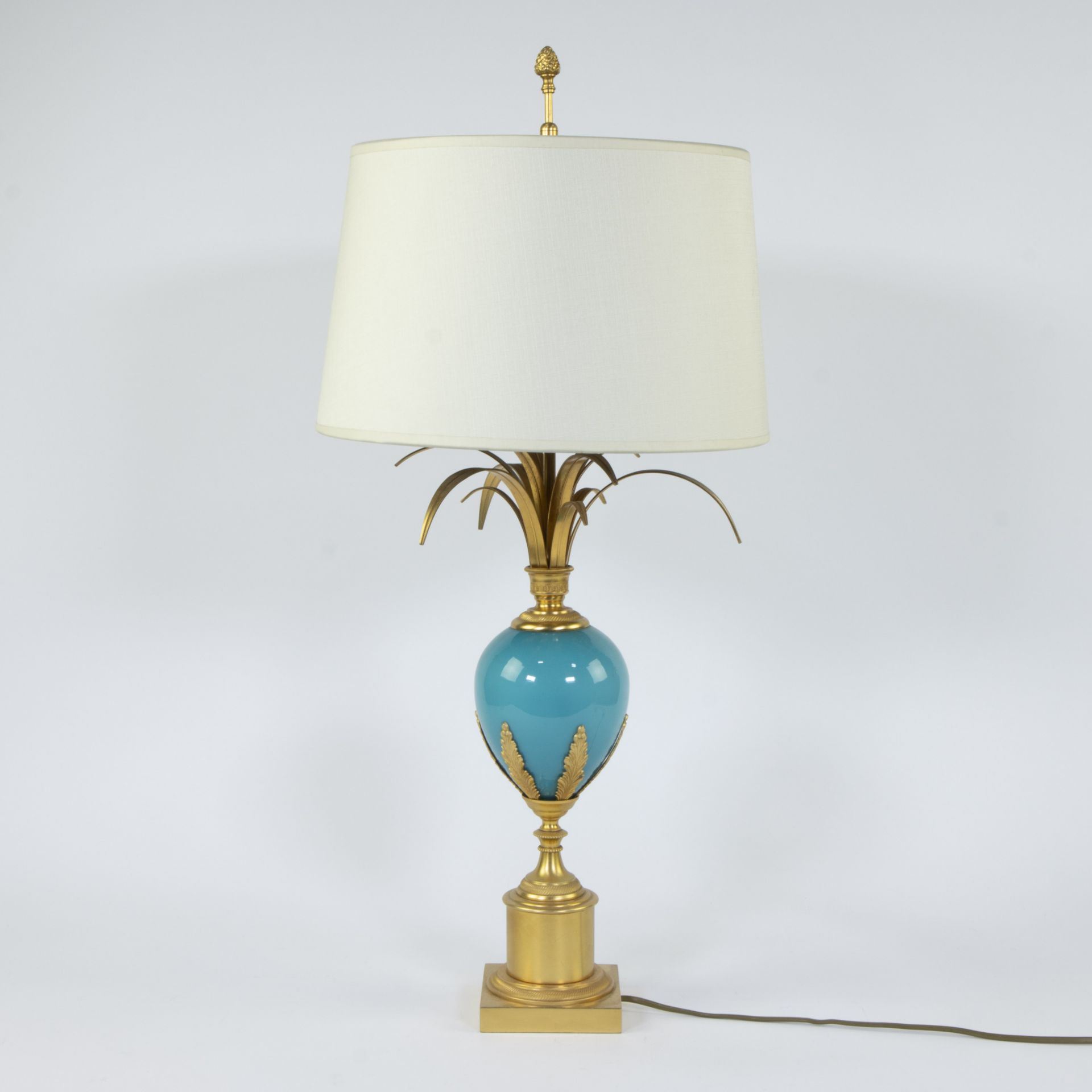 Boulanger turquoise Ostrich egg table lamp in opaline and gilt brass - Bild 2 aus 4