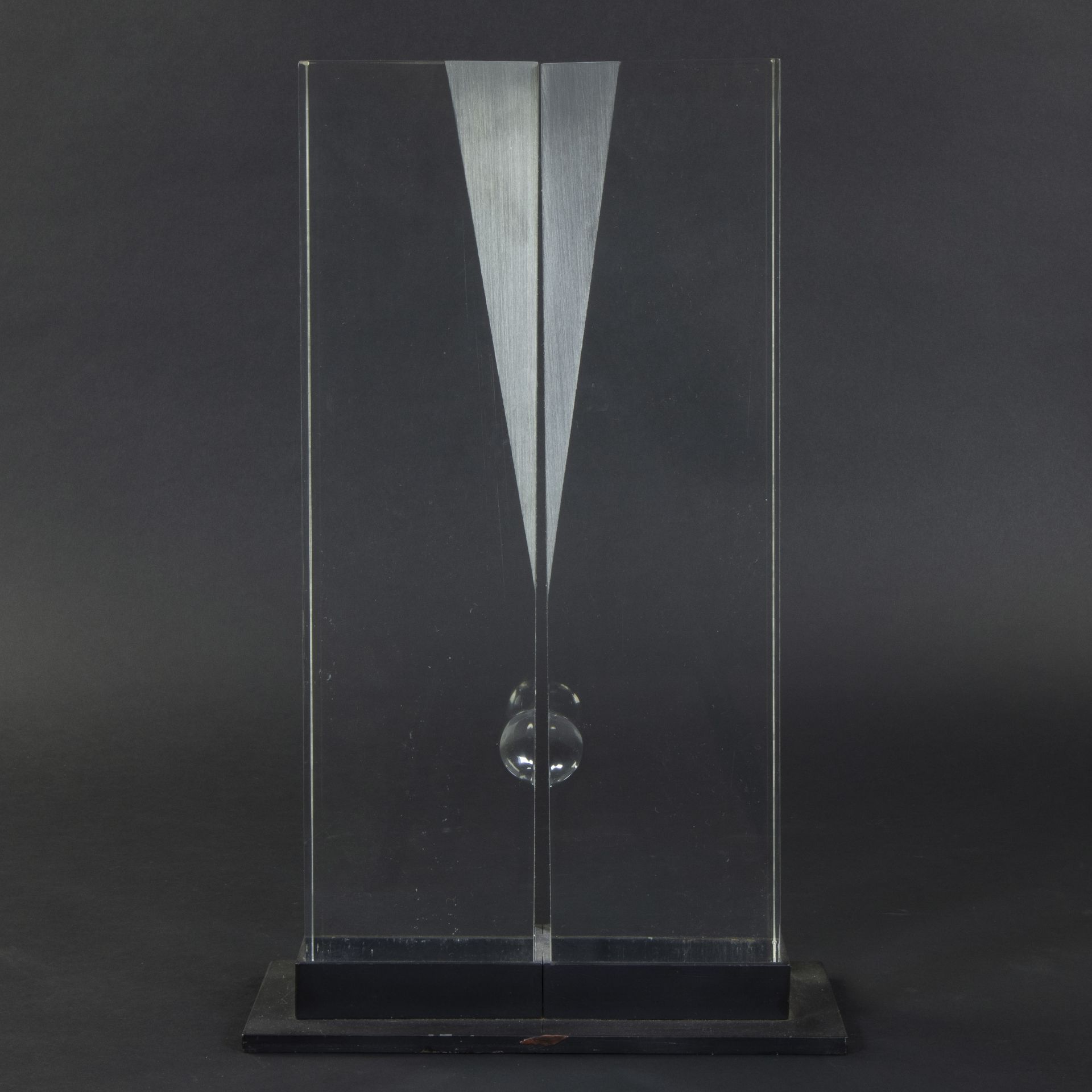 Antonia LAMBELE (1943), sculpture in plexi/perspex Les jumeaux