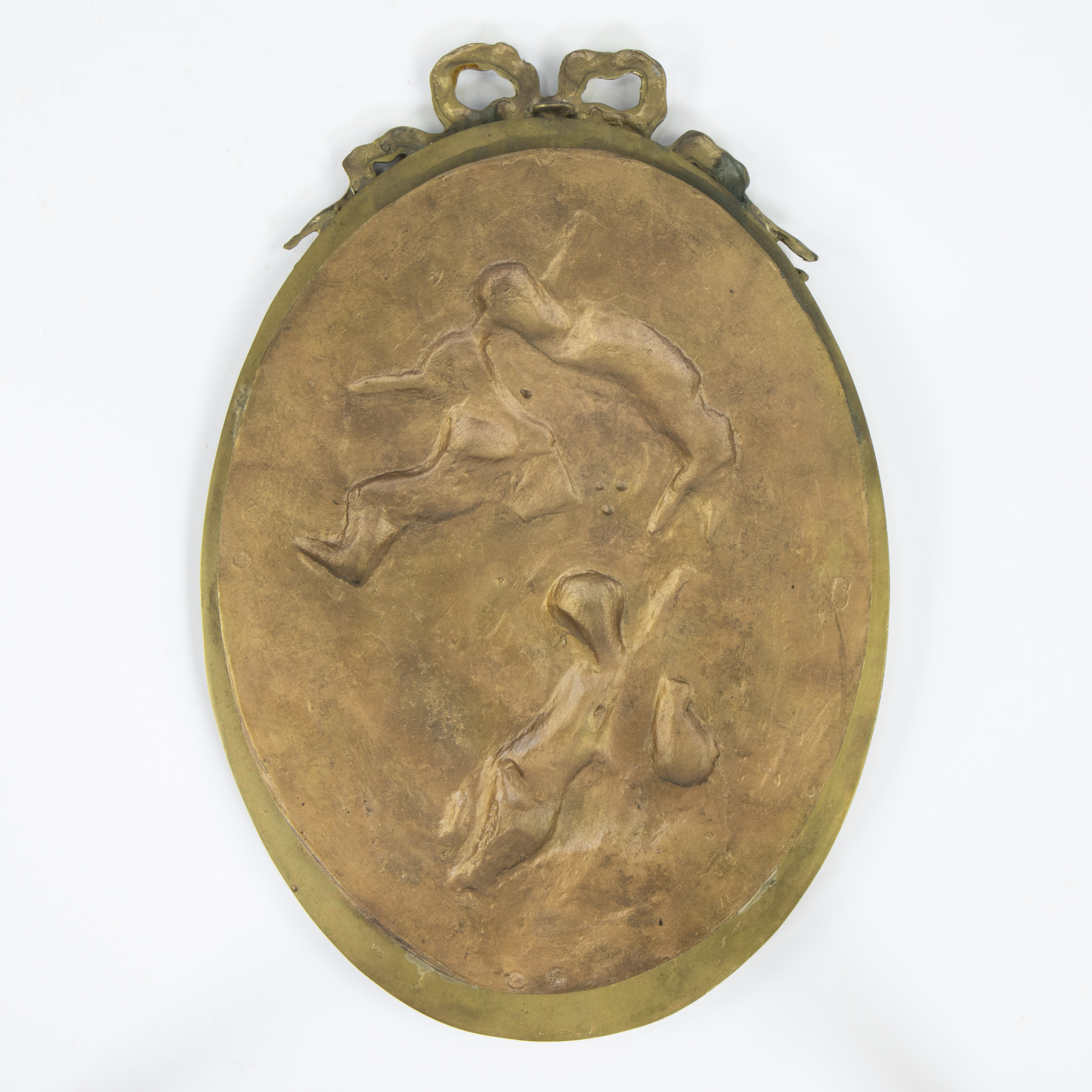 Léon BERTAUX (1827-1915), gilded bronze plaque 'Allégorie de l'Astronomie avec putti', signed - Image 2 of 3