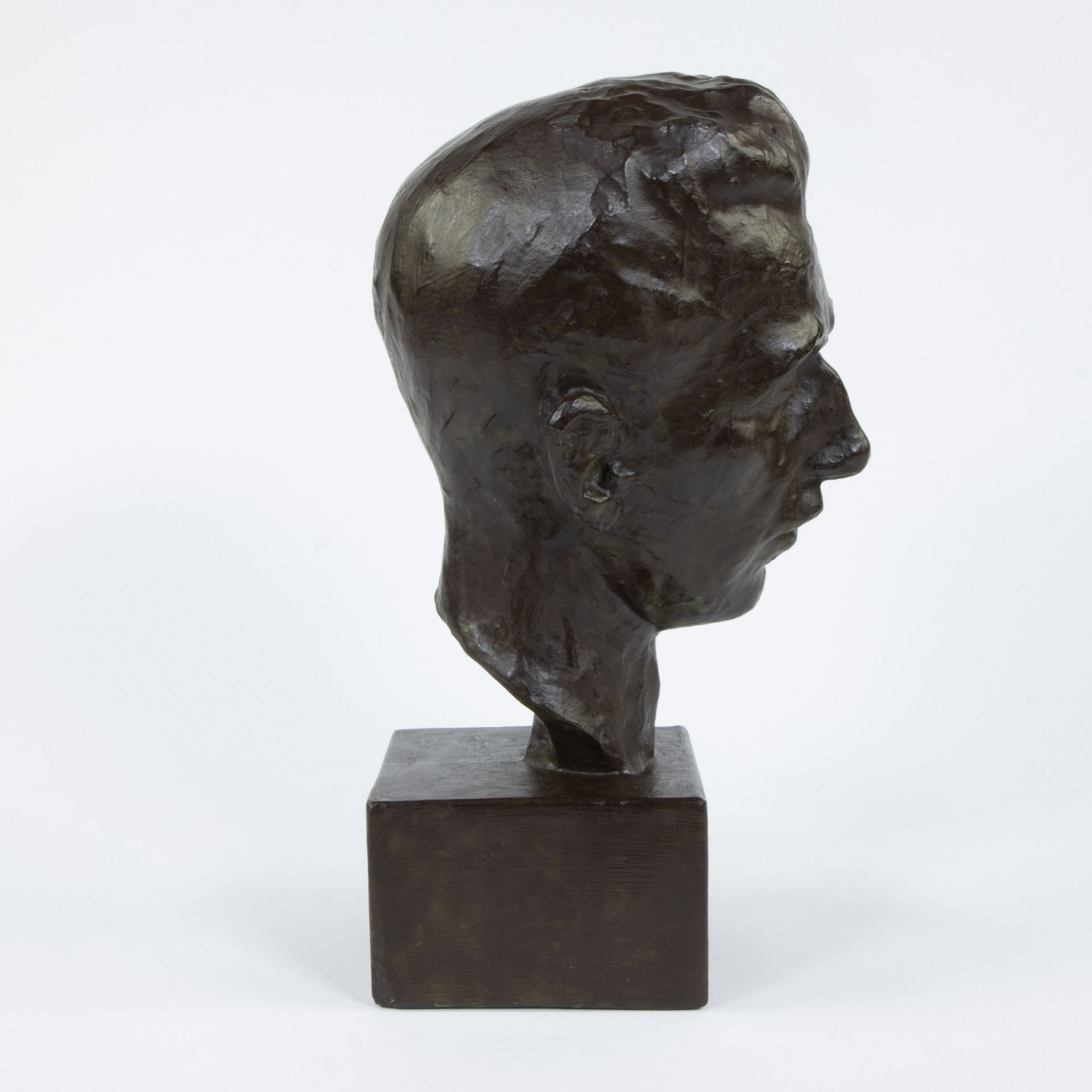 Anthony LUYCKX (1922-2017), dark brown patinated plaster bust of a man's head, signed - Image 4 of 5