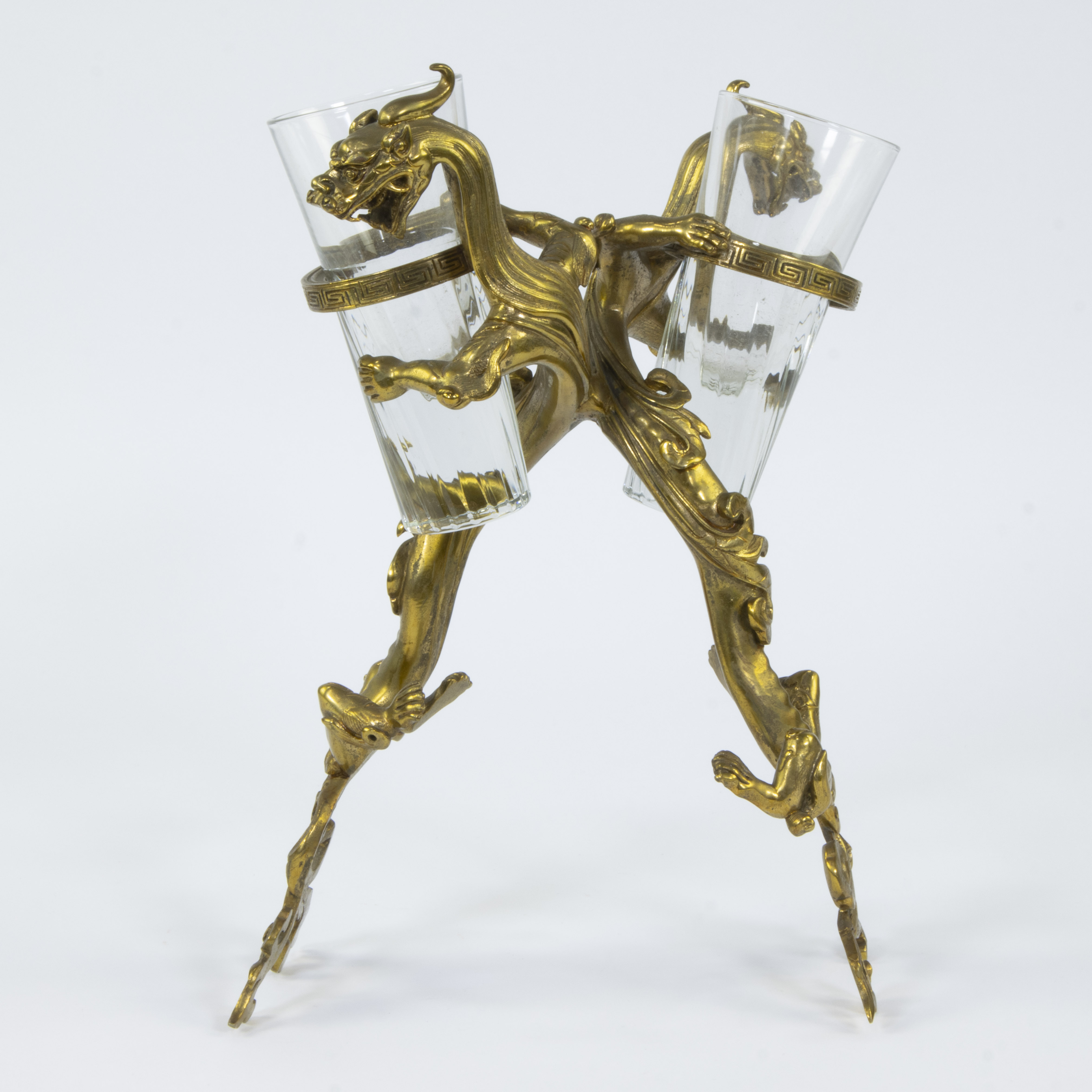 A 'twin' glass holder in gilt bronze in the shape of 2 dragons, circa 1900 - Image 3 of 4