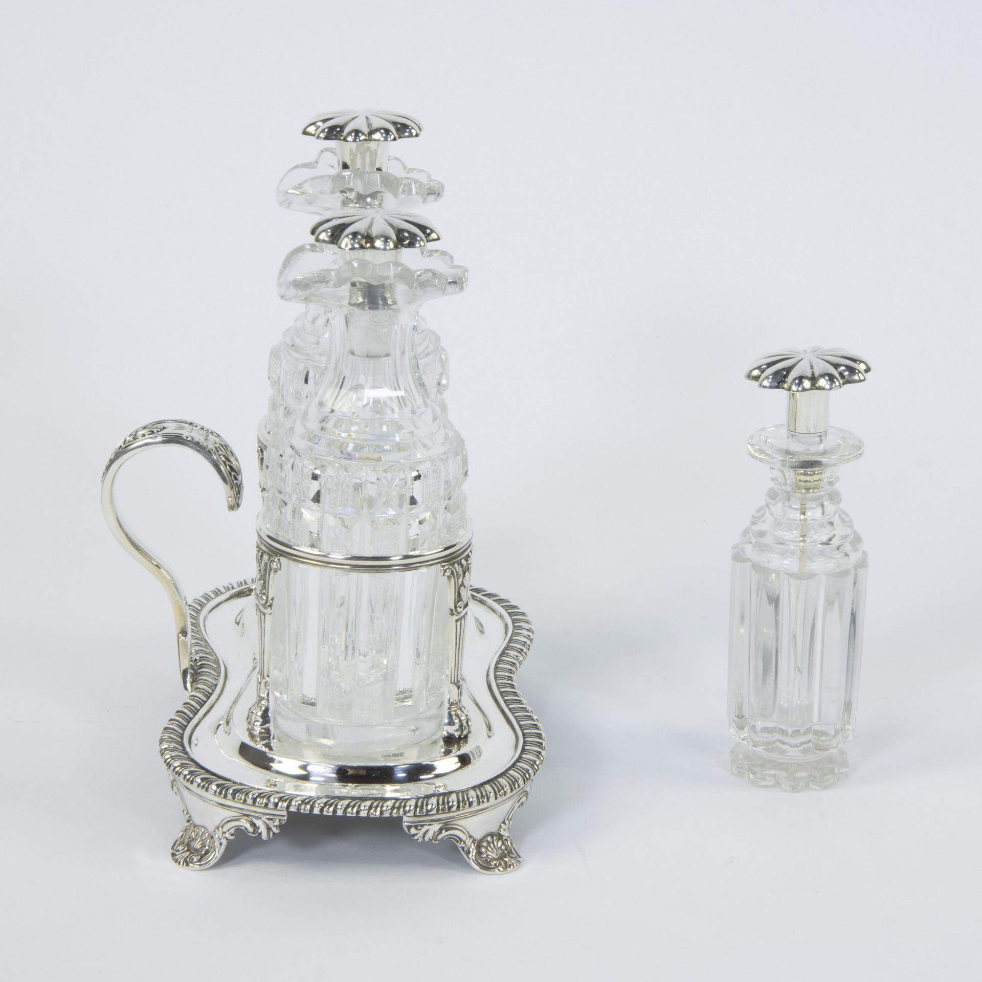 A silver-plated oil and vinegar set with marks and a small oil bottle - Image 3 of 5