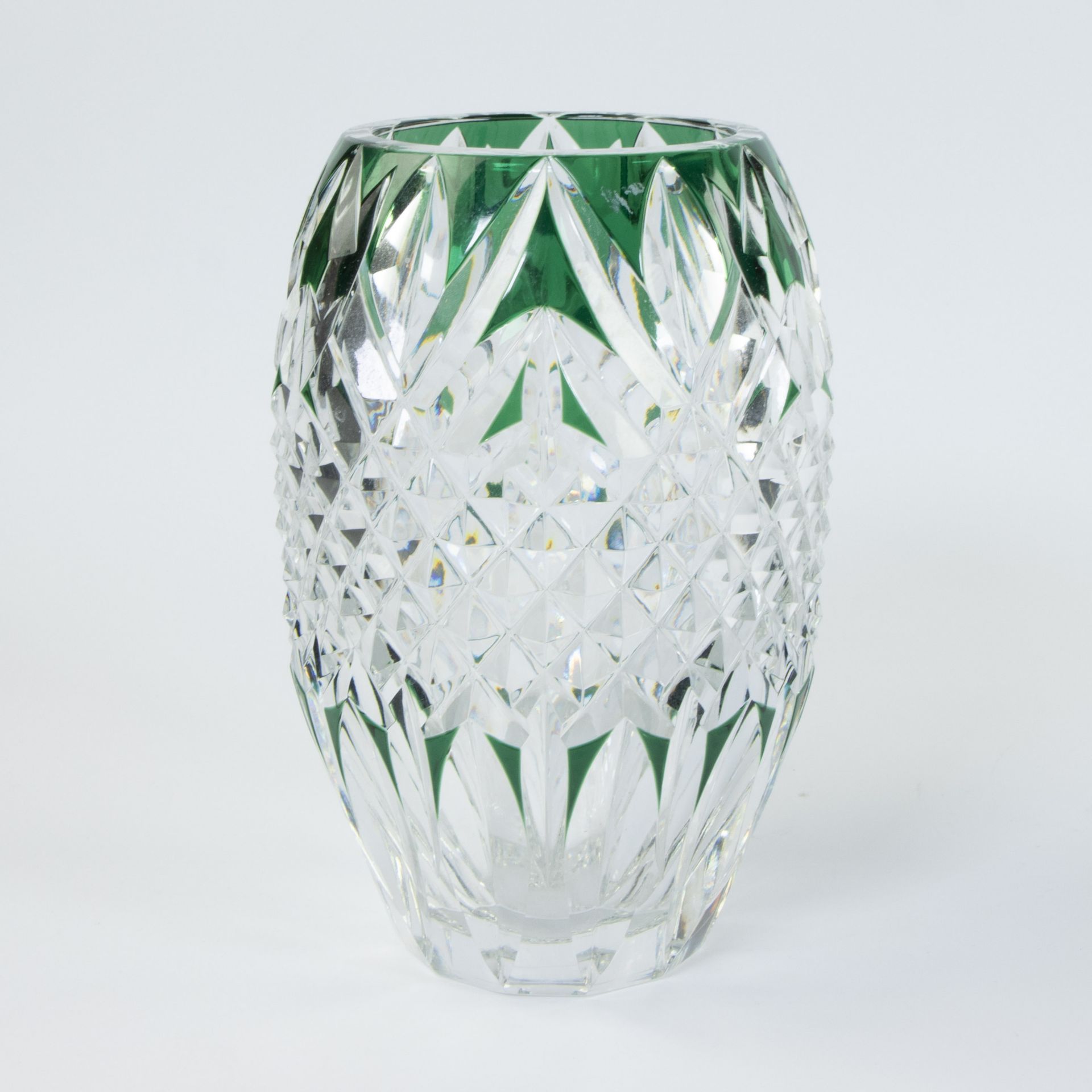 Val Saint Lambert green and clear cut crystal vase, signed and with original label - Image 2 of 5