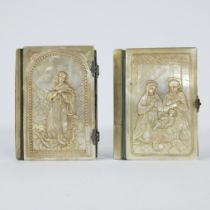 2 booklets with Catholic prayers and meditations, covers in mother-of-pearl, gold on slices