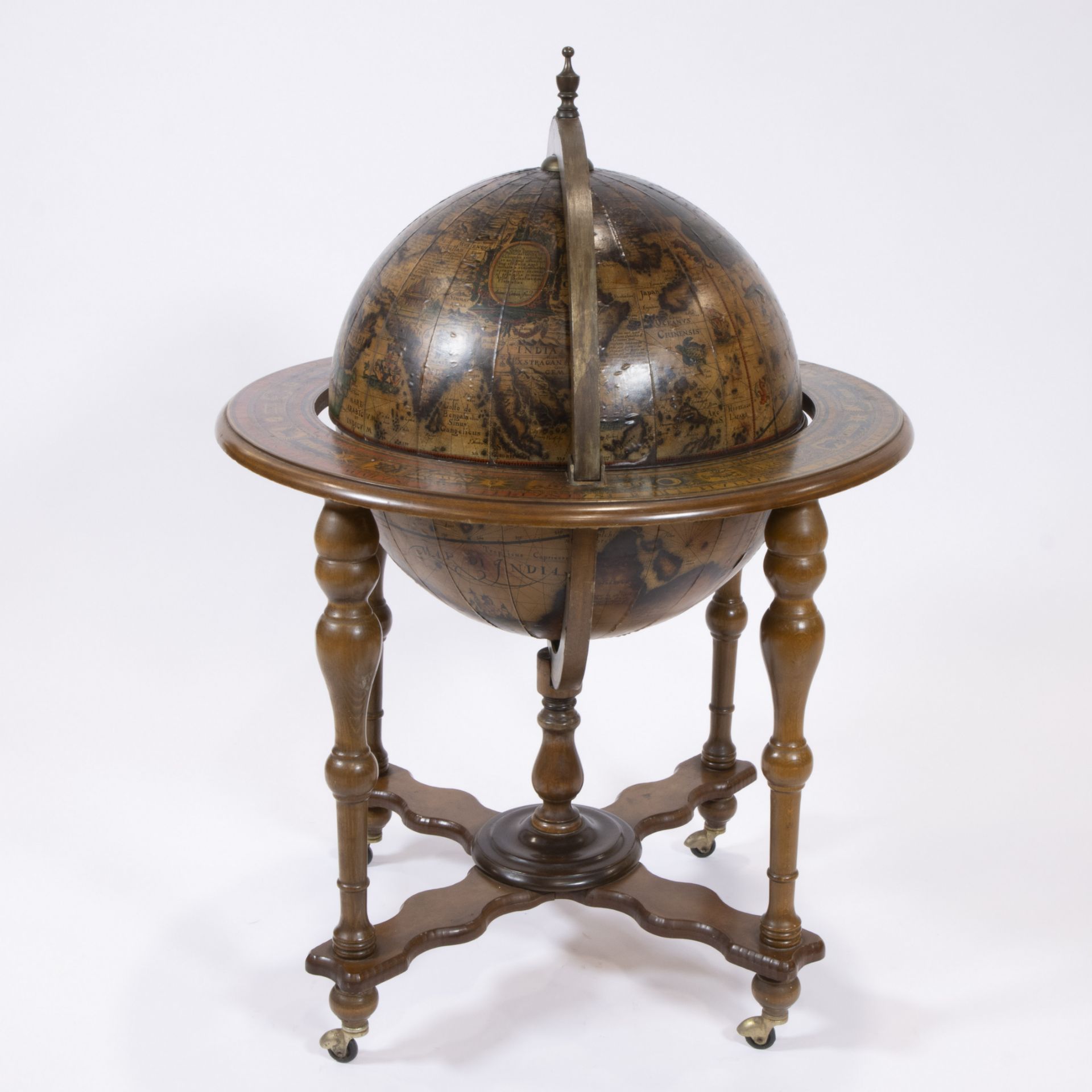 Globe in wood with bar, 1950s - Image 2 of 5