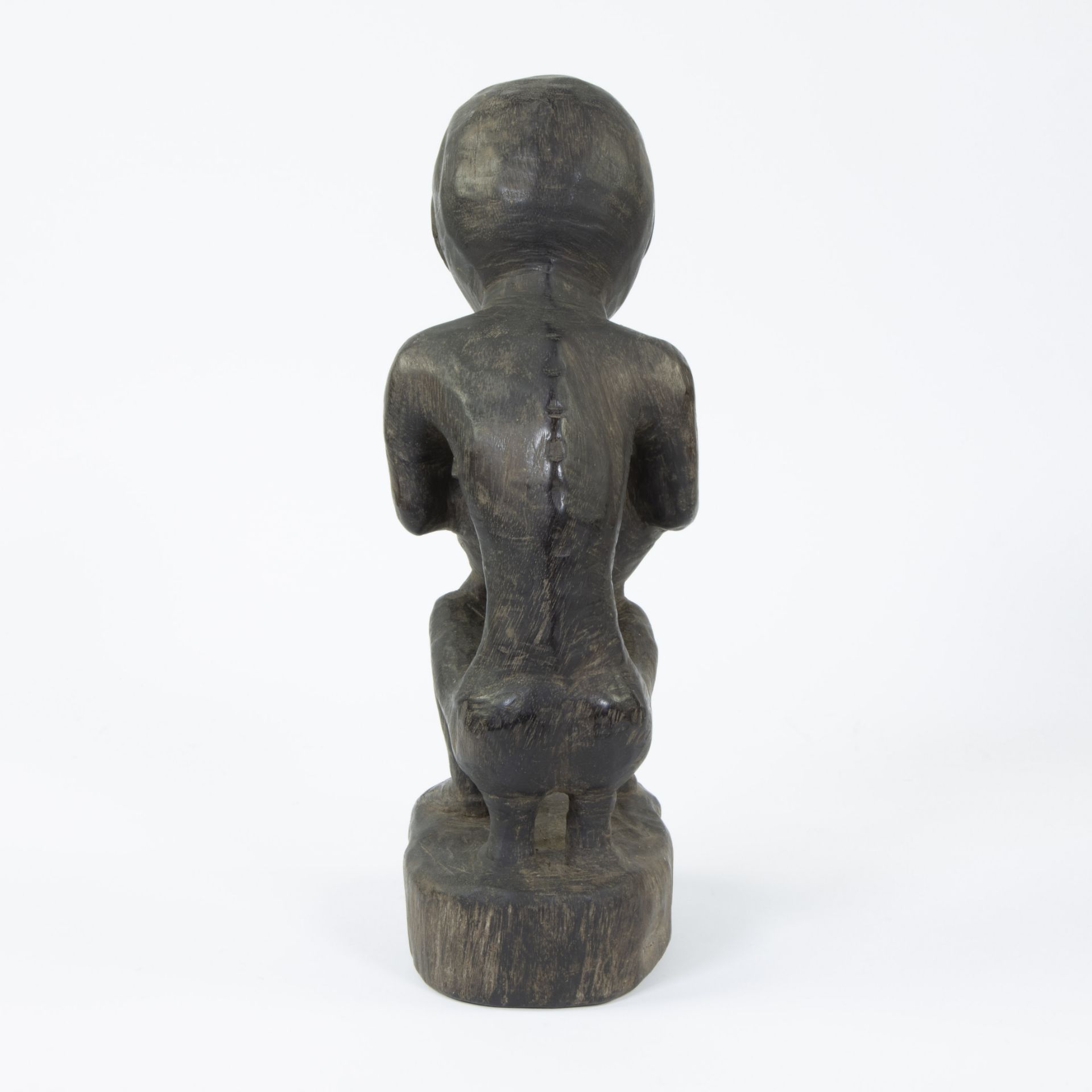 Tribal sacrificial statue TINAGKU BULUL of the Ifugao, origin Kalang Nguya, 1st half 20th century - Bild 3 aus 4