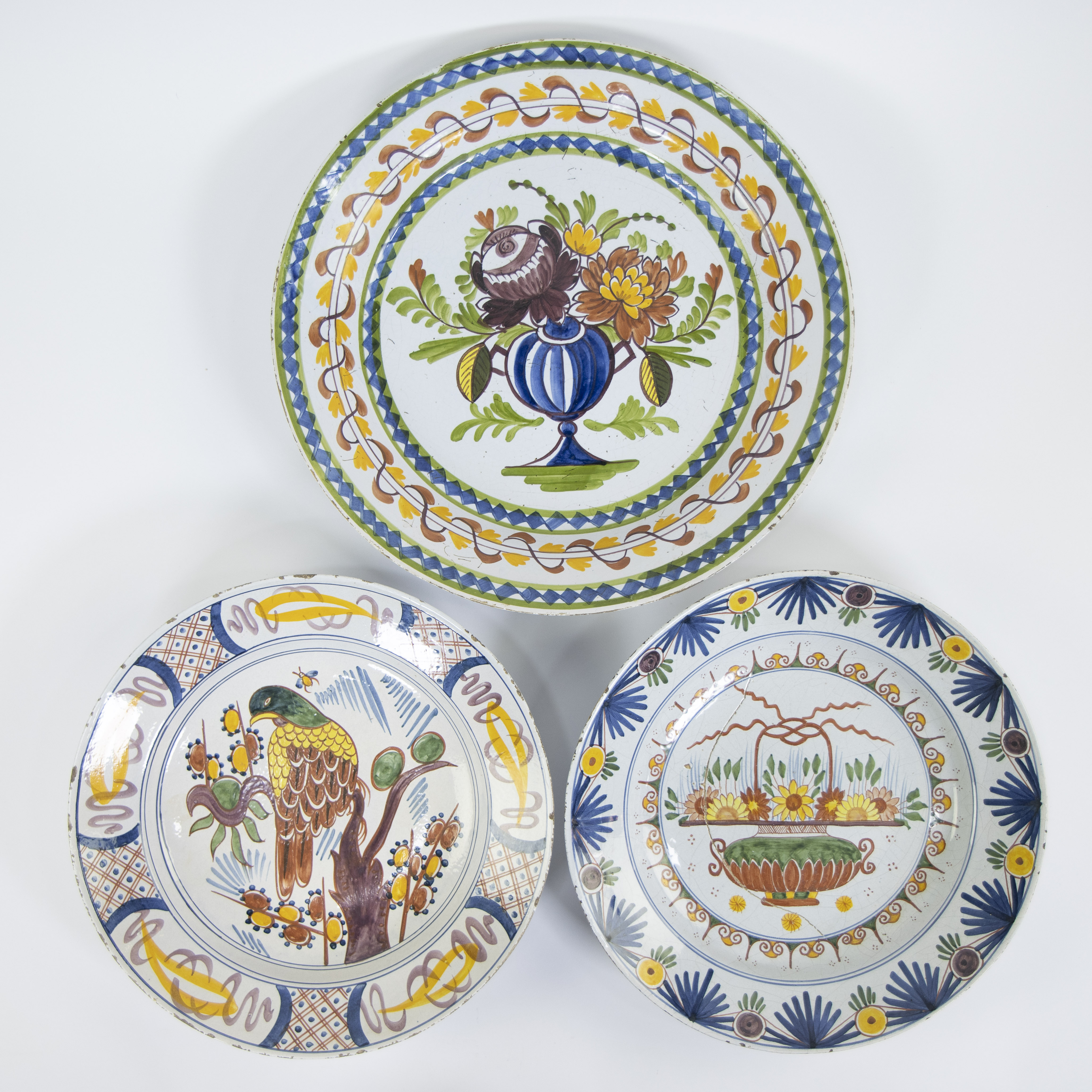 Collection Delftware, 3 polychrome plates 18th century and 3 vases blue white from a garniture set - Image 2 of 5