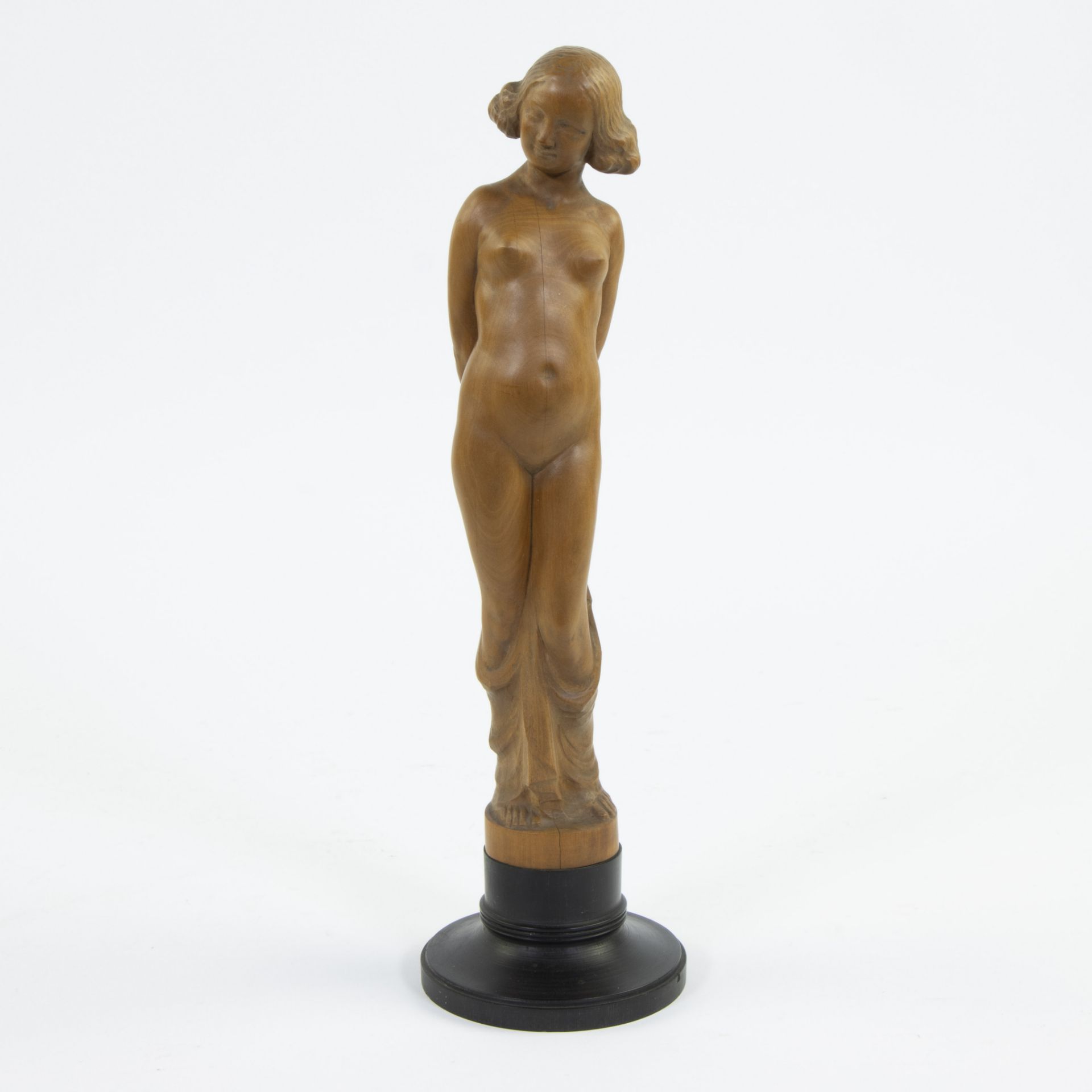 Geo VERBANCK (1881-1961), houten beeld, Jeune fille nue au voile, getekend