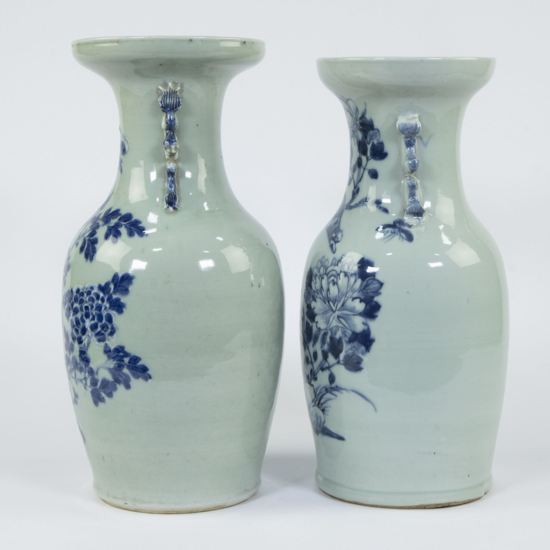 Set of 2 Chinese celadon vases, 19th century - Bild 2 aus 6