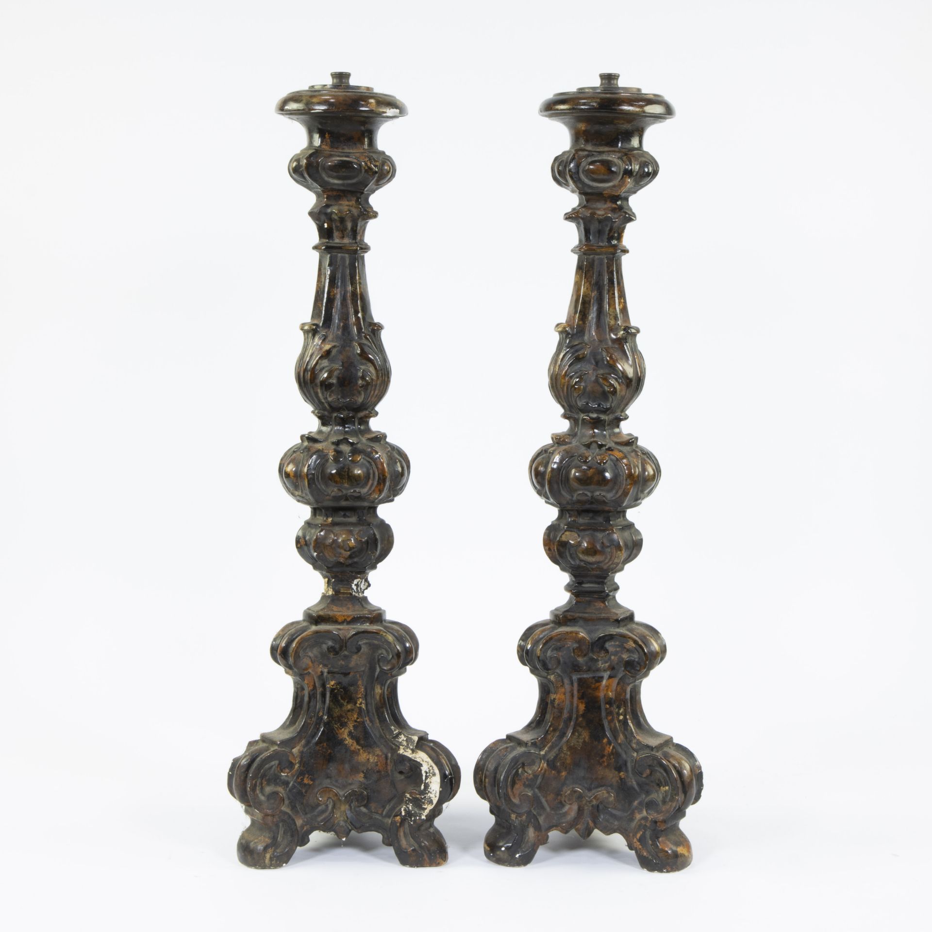 Wooden candlesticks 18th century with traces of polychromy converted to lampadaire - Image 4 of 4