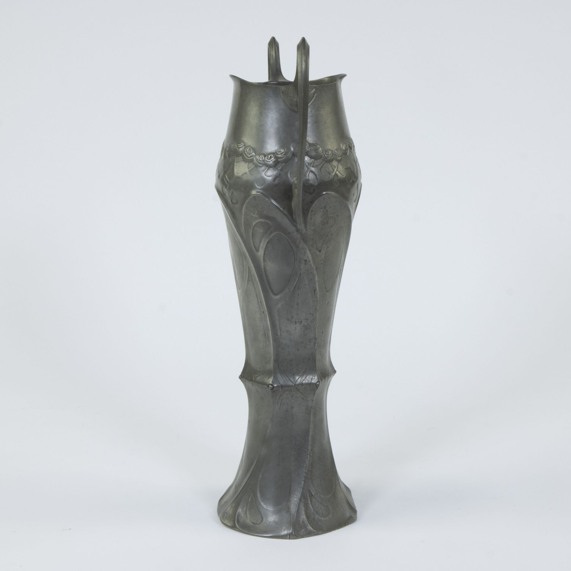 Art Nouveau pewter vase, German, circa 1920 - Image 3 of 4