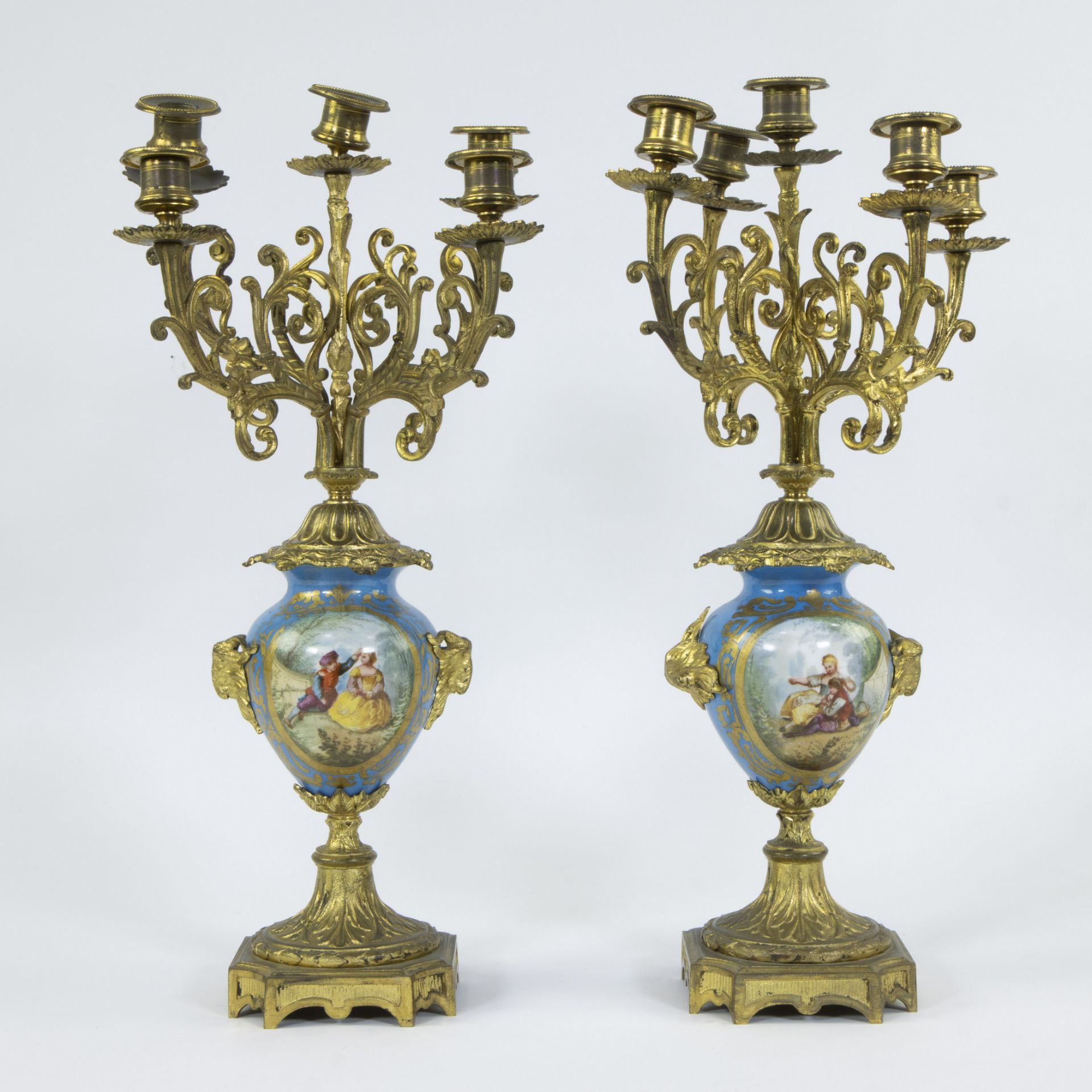 Pair of French candlesticks Napoleon III in Sèvres style with hand-painted romantic decor and gilt r