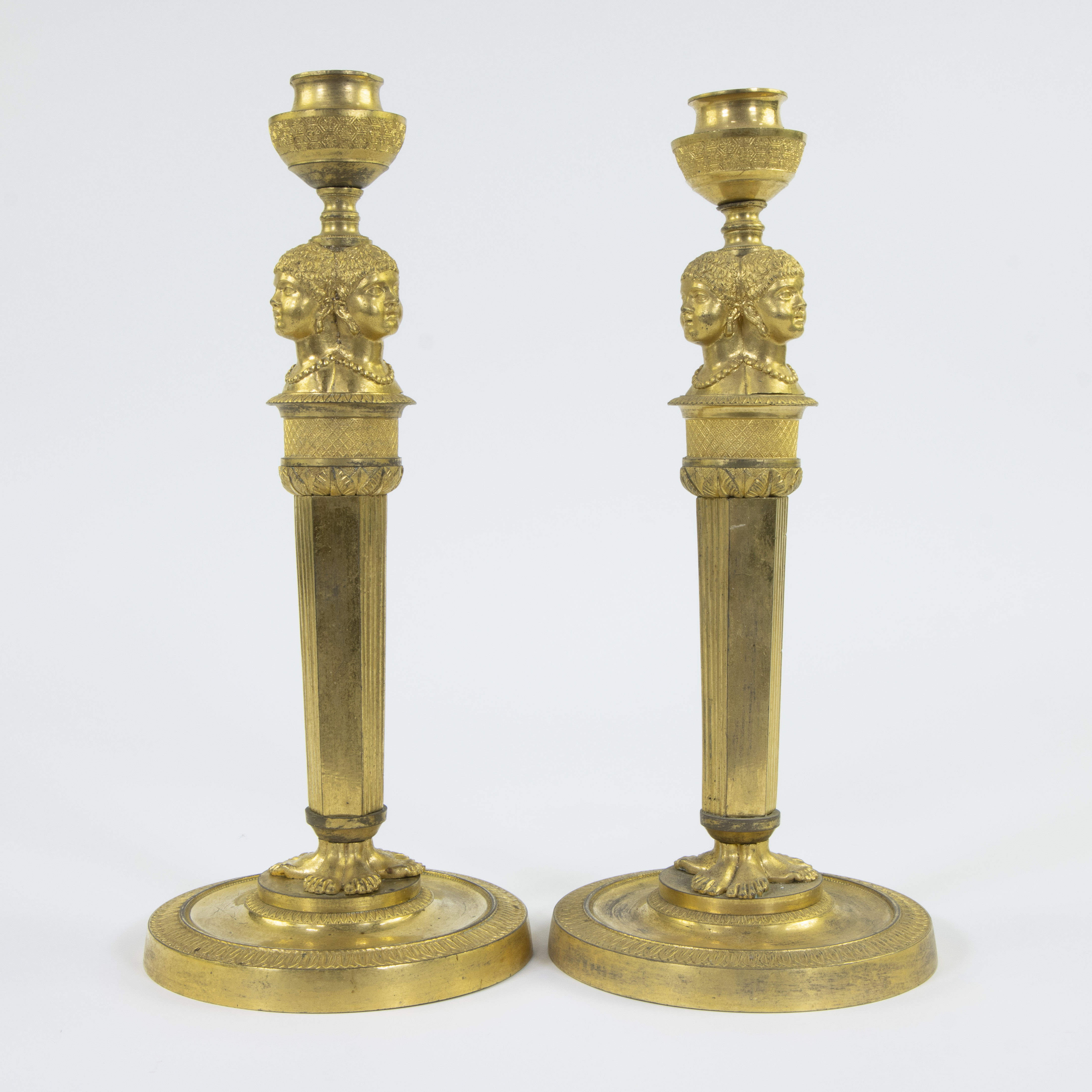 Pair of ormolu candlesticks Empire style, on round base, column on three pairs of legs crowned by cl - Image 4 of 7