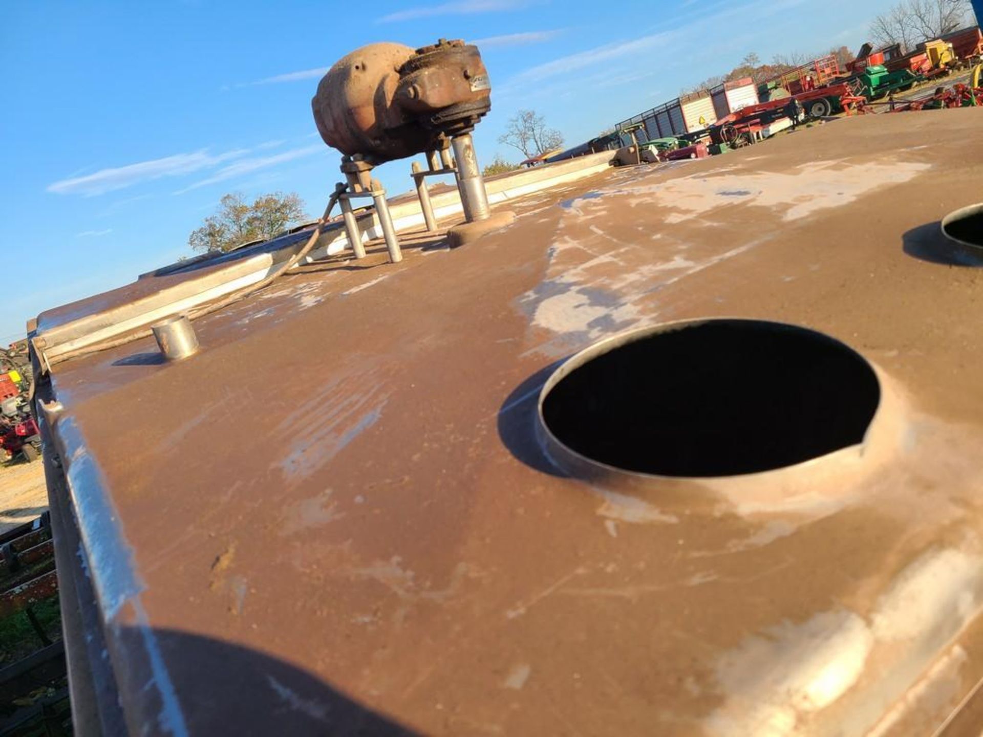 Delaval 375 Stainless Tank on Cart - Image 5 of 36