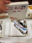 Winross Truck Tractor With Van Trailer