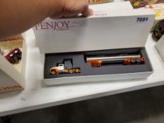 PenJoy Truck Tractor With Van Trailer