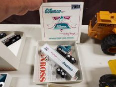 Winross Truck Tractor With Van Trailer