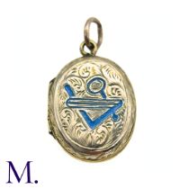 NO RESERVE - A 9ct Back and Front Masonic Locket with blue enamel. Weight: 2.4g Size: 2.5x2.0cm
