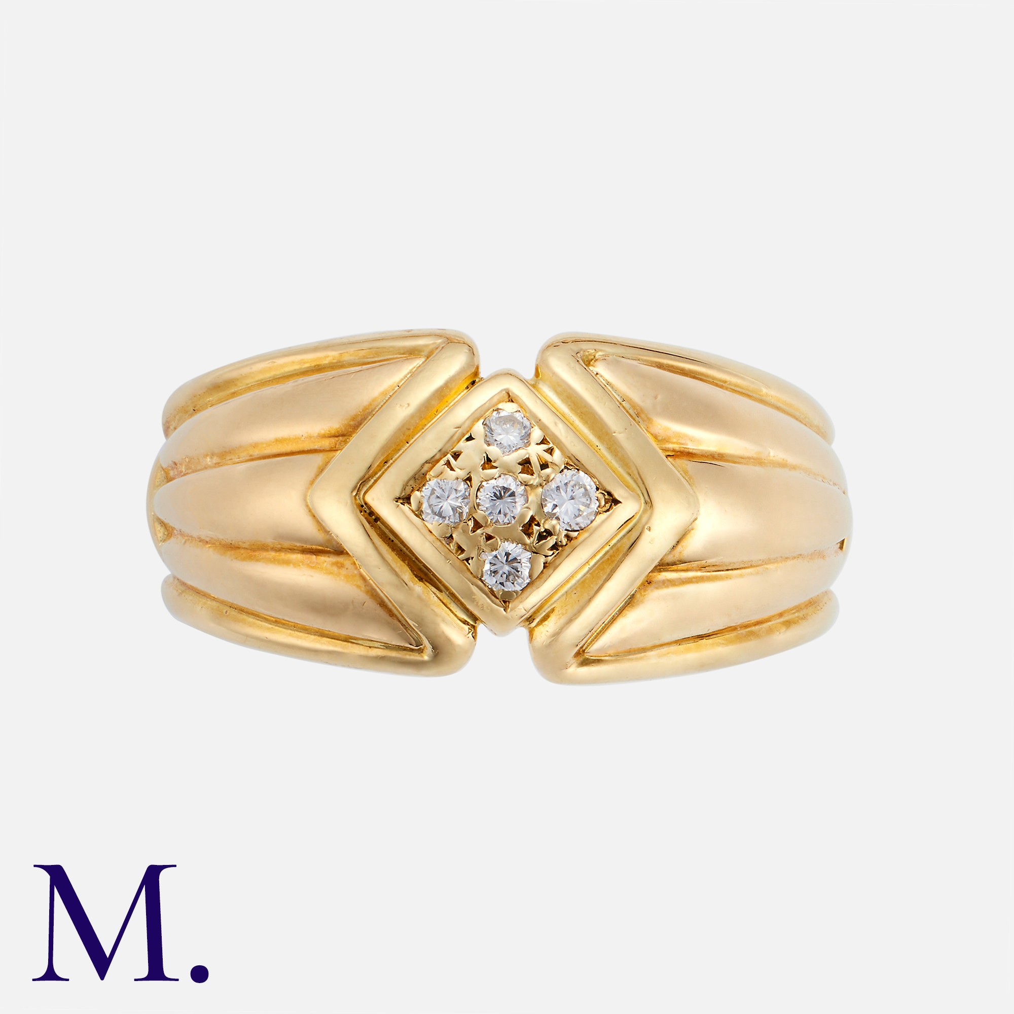 BOUCHERON. A Diamond Ring in 18K yellow gold, set with five round cut diamonds weighing