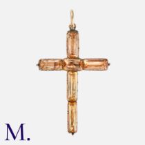 A Fine Antique Topaz Cross Pendant in yellow gold, comprising six elongated Topaz in gold, foil