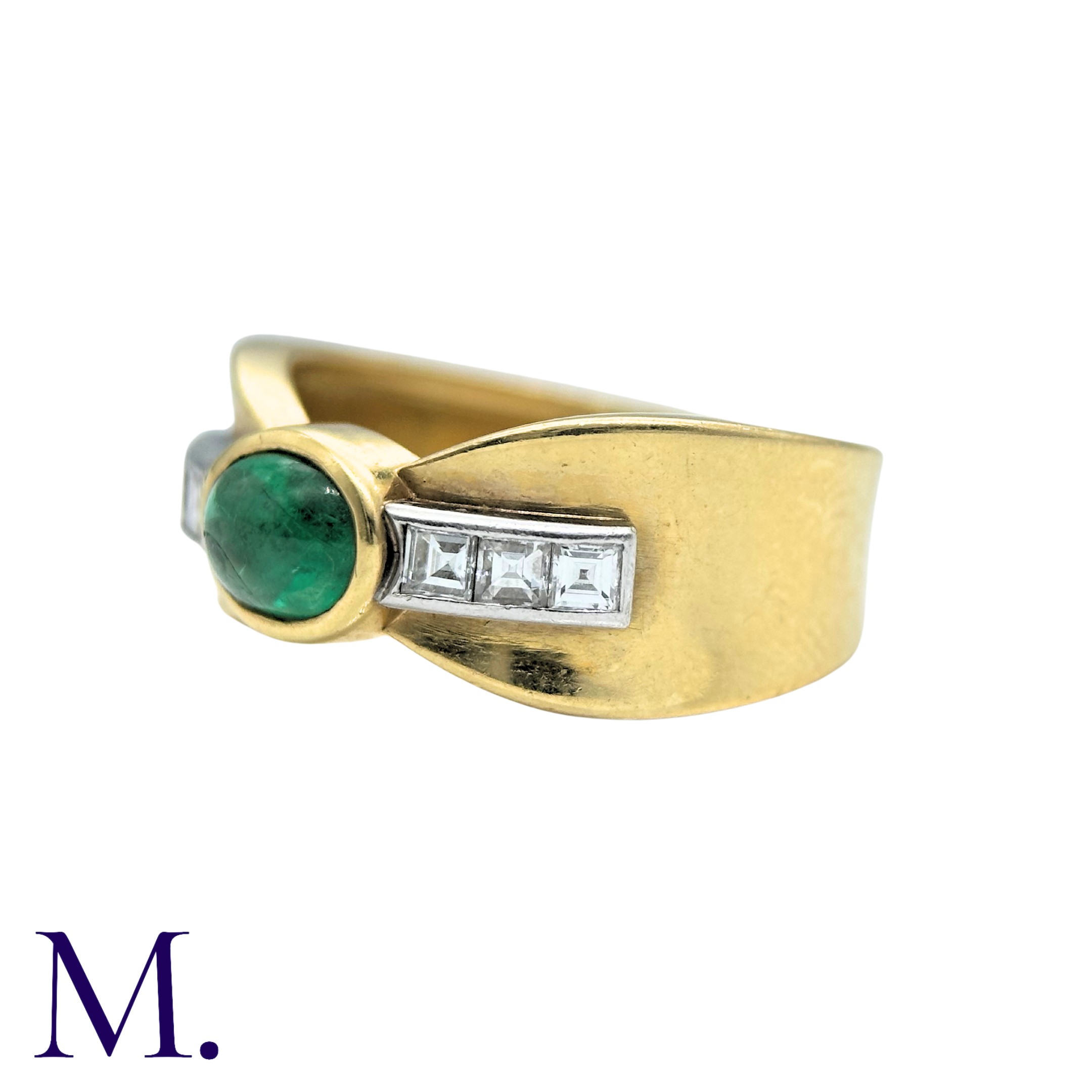 An Emerald And Diamond Ring in 18k yellow gold, set with a cabochon emerald with asscher cut diamond - Image 3 of 4