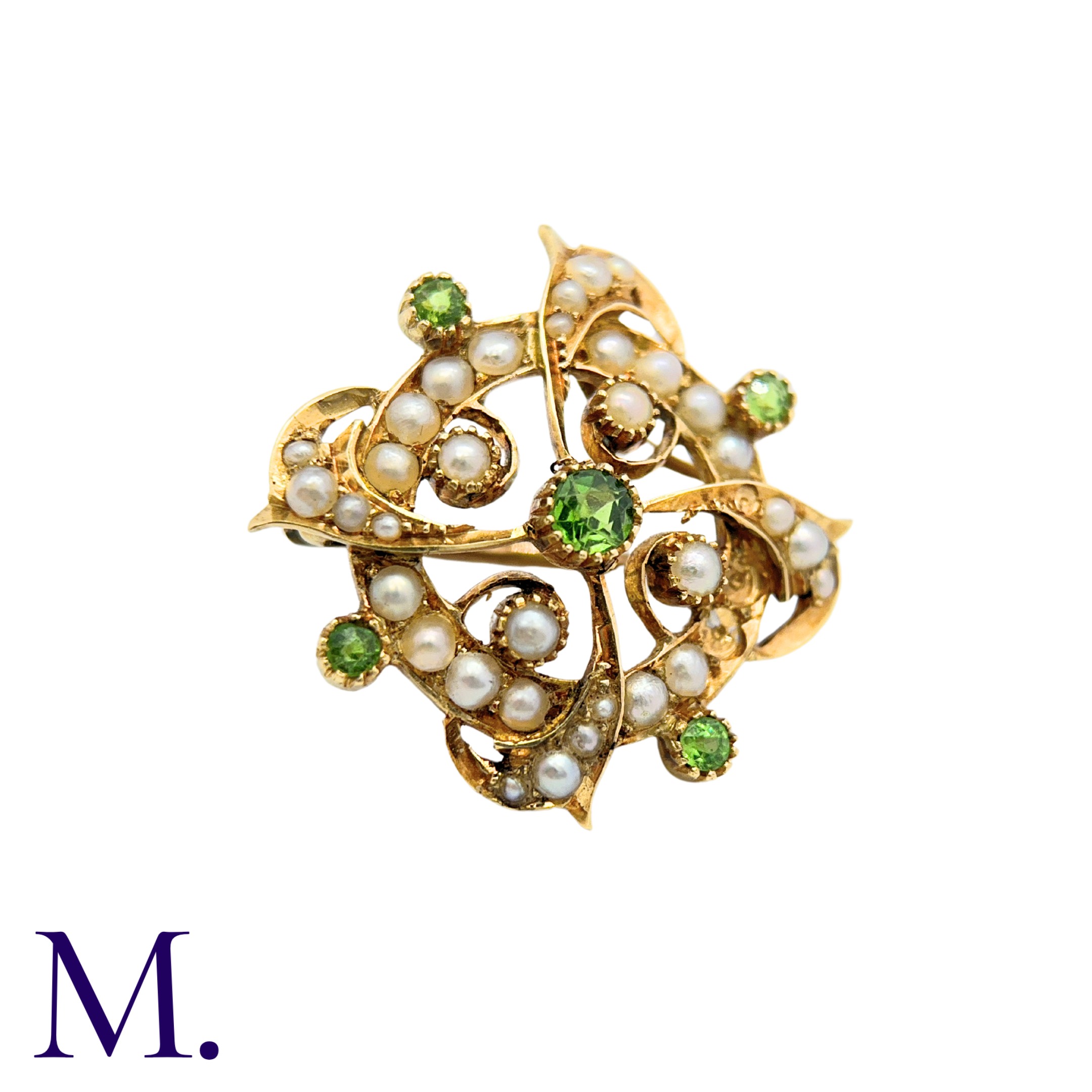 A Peridot And Pearl Brooch in 15k yellow gold, the circular form set with pearls and peridot with - Image 3 of 4