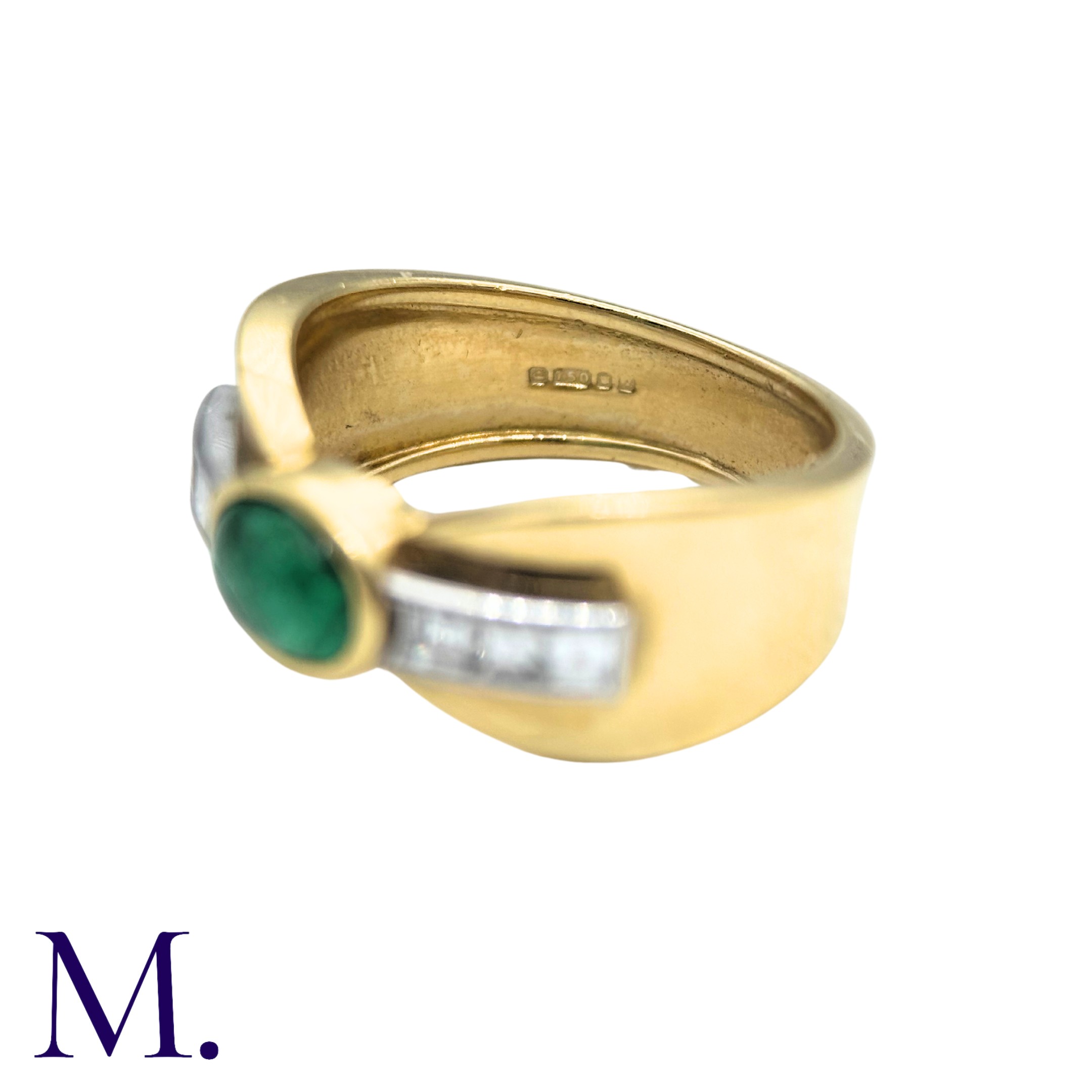 An Emerald And Diamond Ring in 18k yellow gold, set with a cabochon emerald with asscher cut diamond - Image 4 of 4