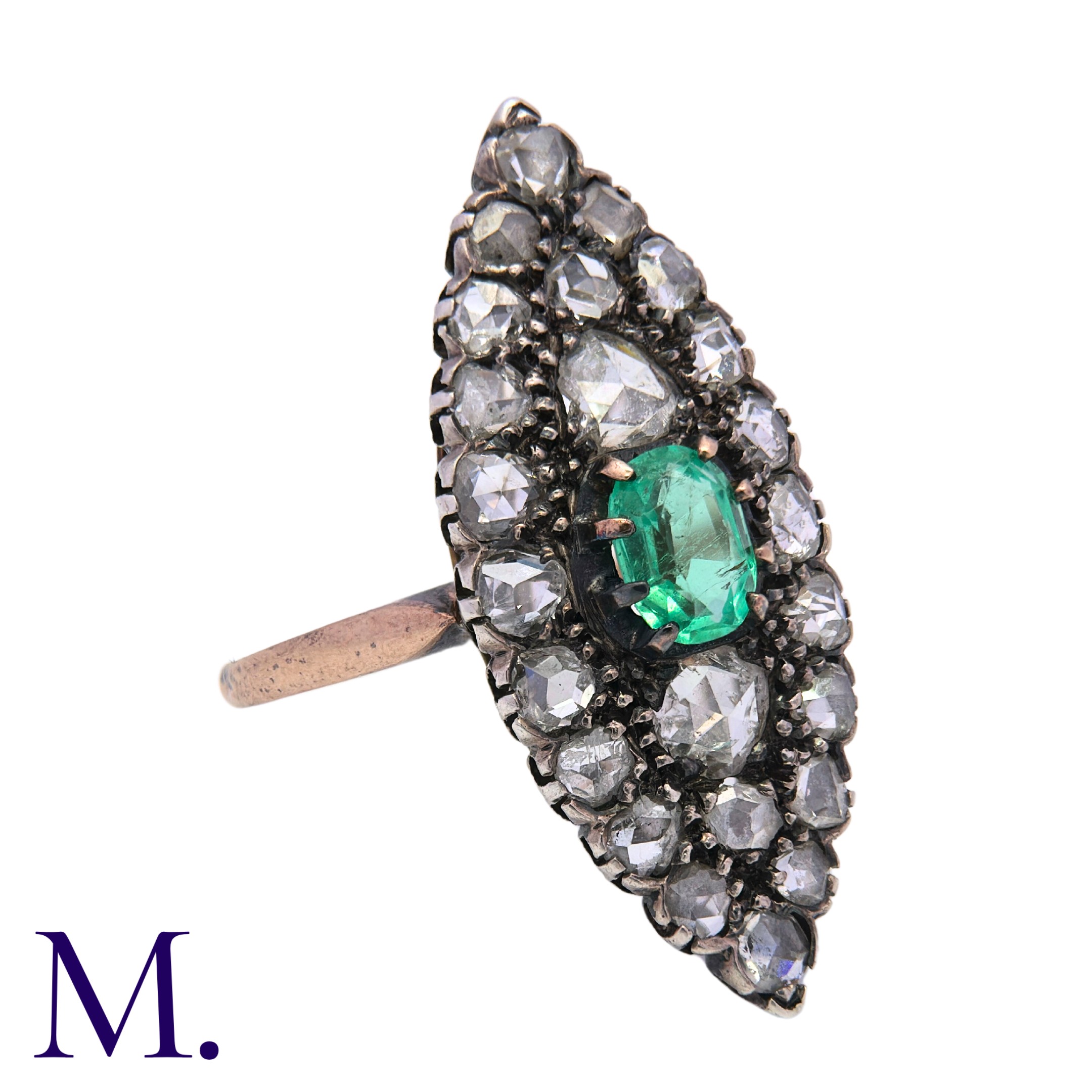 An Antique Emerald and Diamond Marquise Ring in 18K yellow gold, set with an oval-cut emerald to the - Image 3 of 5