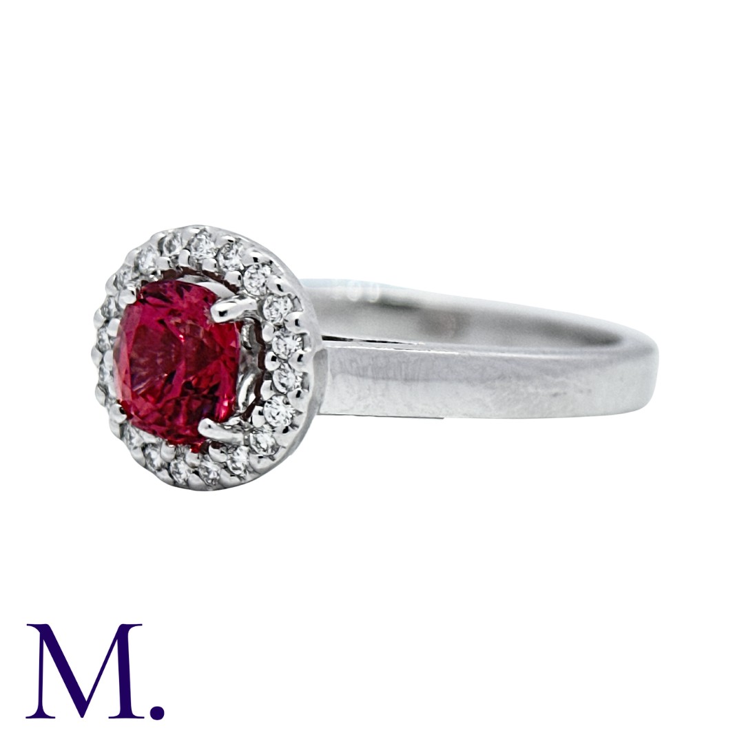 A Padparadscha Sapphire & Diamond Ring in 18K white gold, set with a round cut Padparadscha sapphire - Image 2 of 3