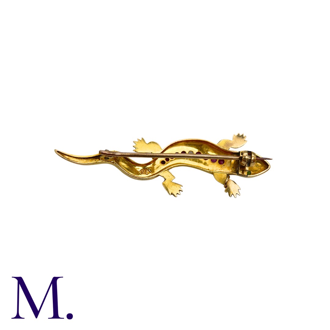 A Gem-Set Salamander Brooch in 15K yellow gold, set with peridot, rubies (one deficient) and - Image 3 of 3