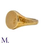 A Signet Ring in 9K yellow gold, with polished oval face. Hallmarked for 9ct gold. Size: X Weight: