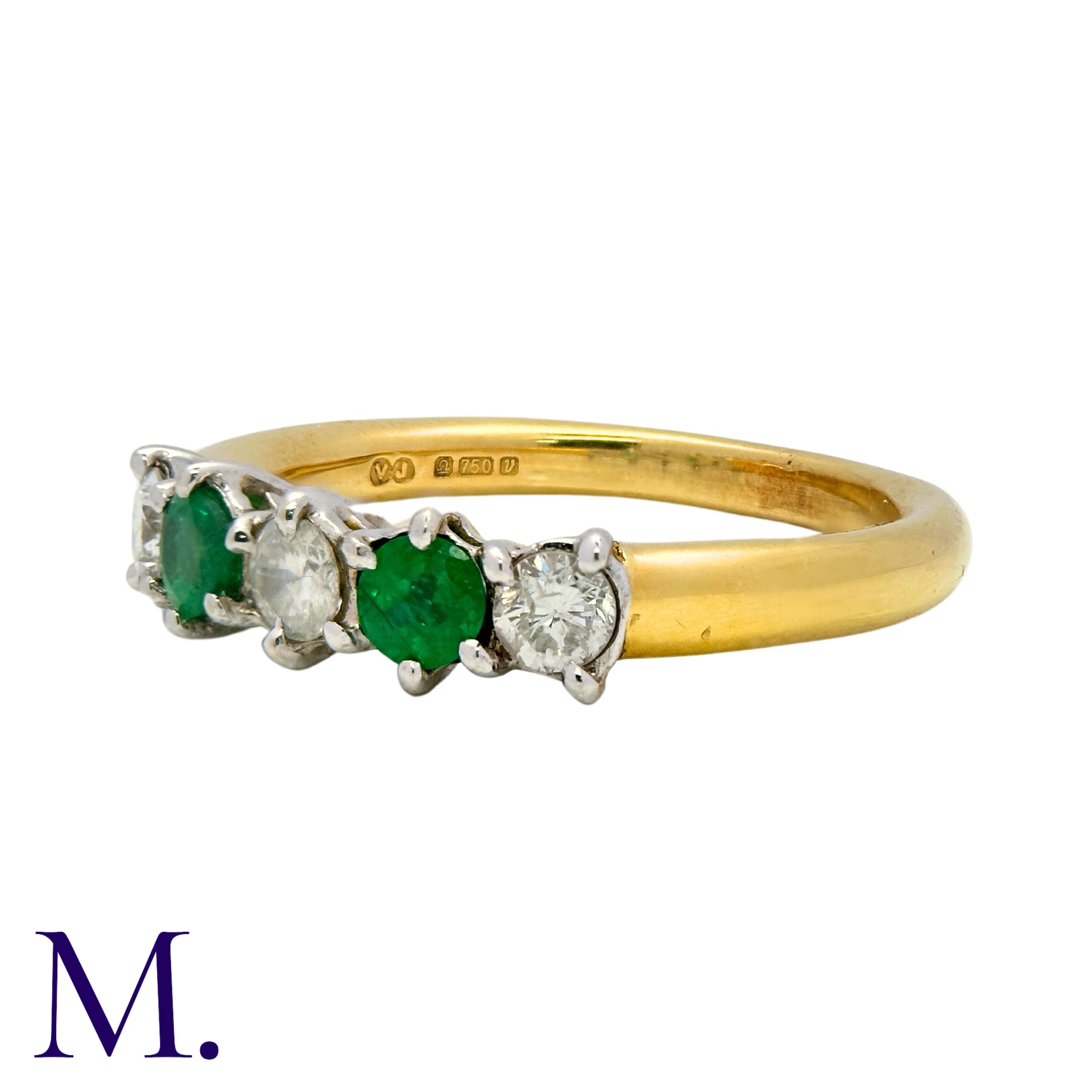 An Emerald and Diamond 5-Stone Ring in 18K yellow and white gold, set with three round cut - Image 3 of 3