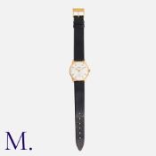 LONGINES, A Gents Vintage Wristwatch, in 9k yellow gold, silvered dial with small seconds sub