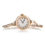 NINE CARAT GOLD CASED MANUAL WIND WRIST WATCH,